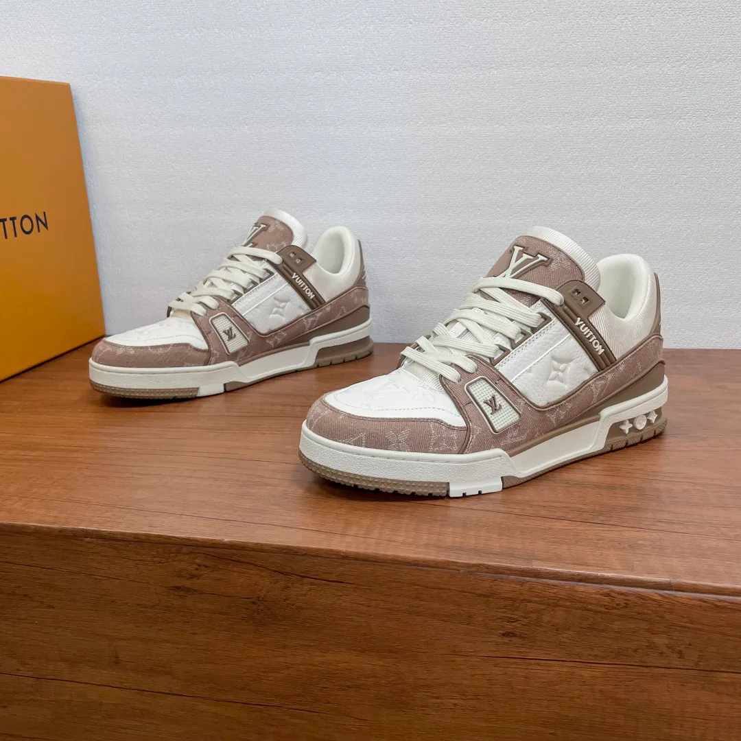 Кроссовки Мужские Louis Vuitton 3852953