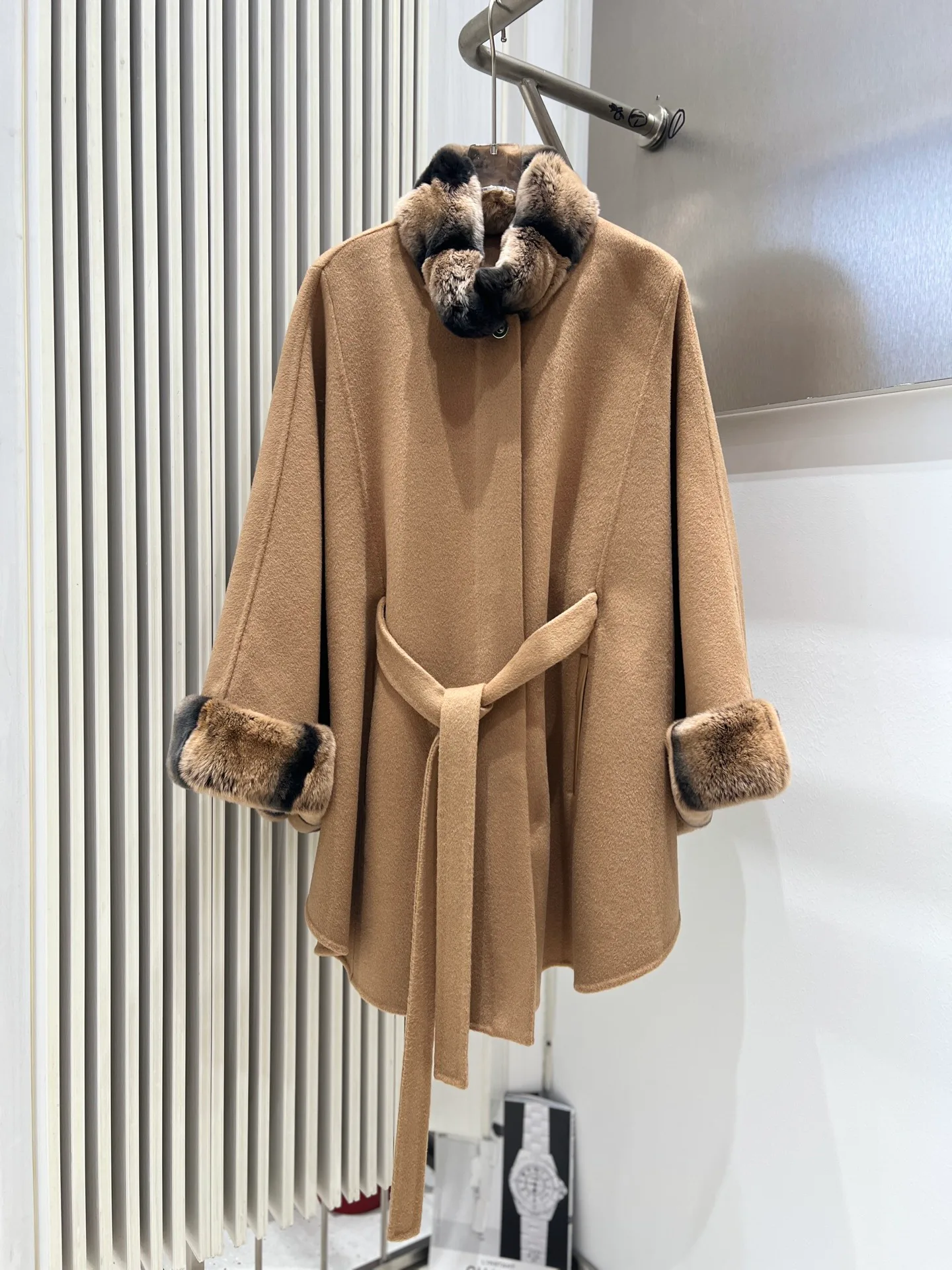 Пальто Женские Loro Piana 19595611