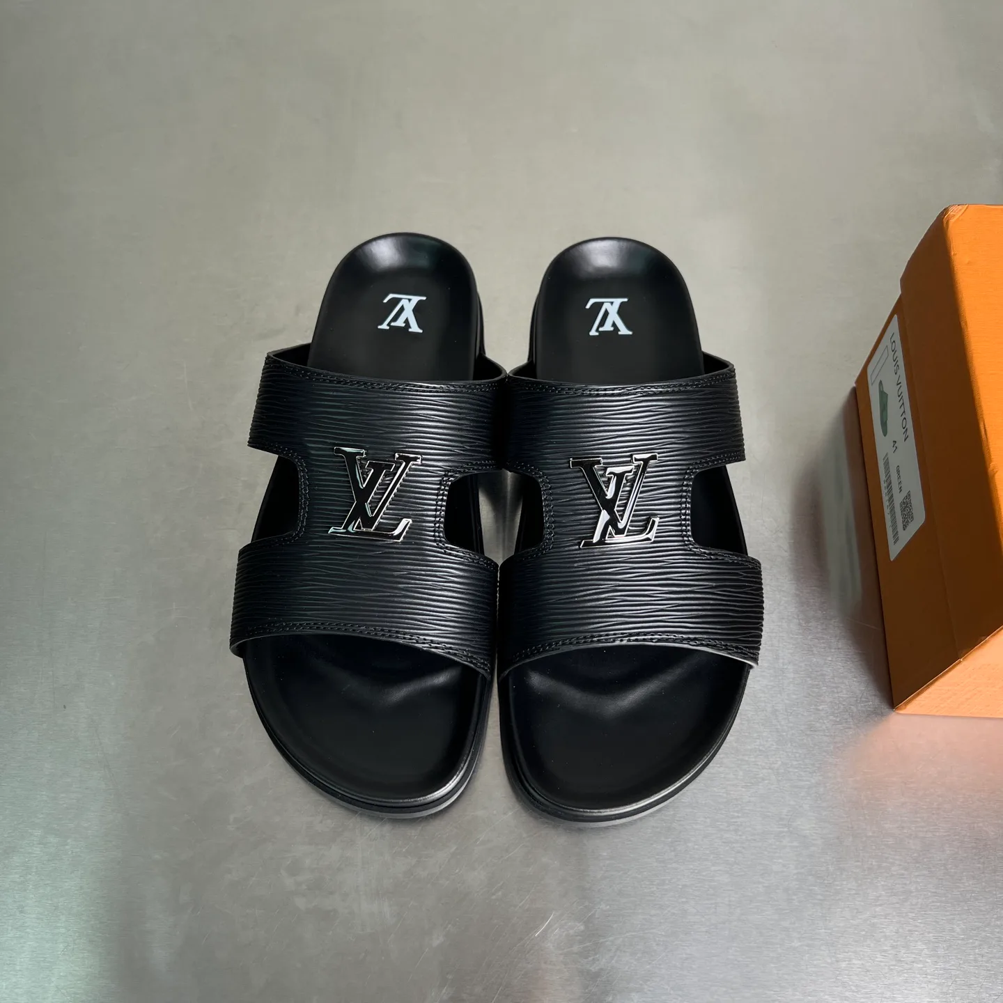 Шлепанцы Мужские Louis Vuitton 33832