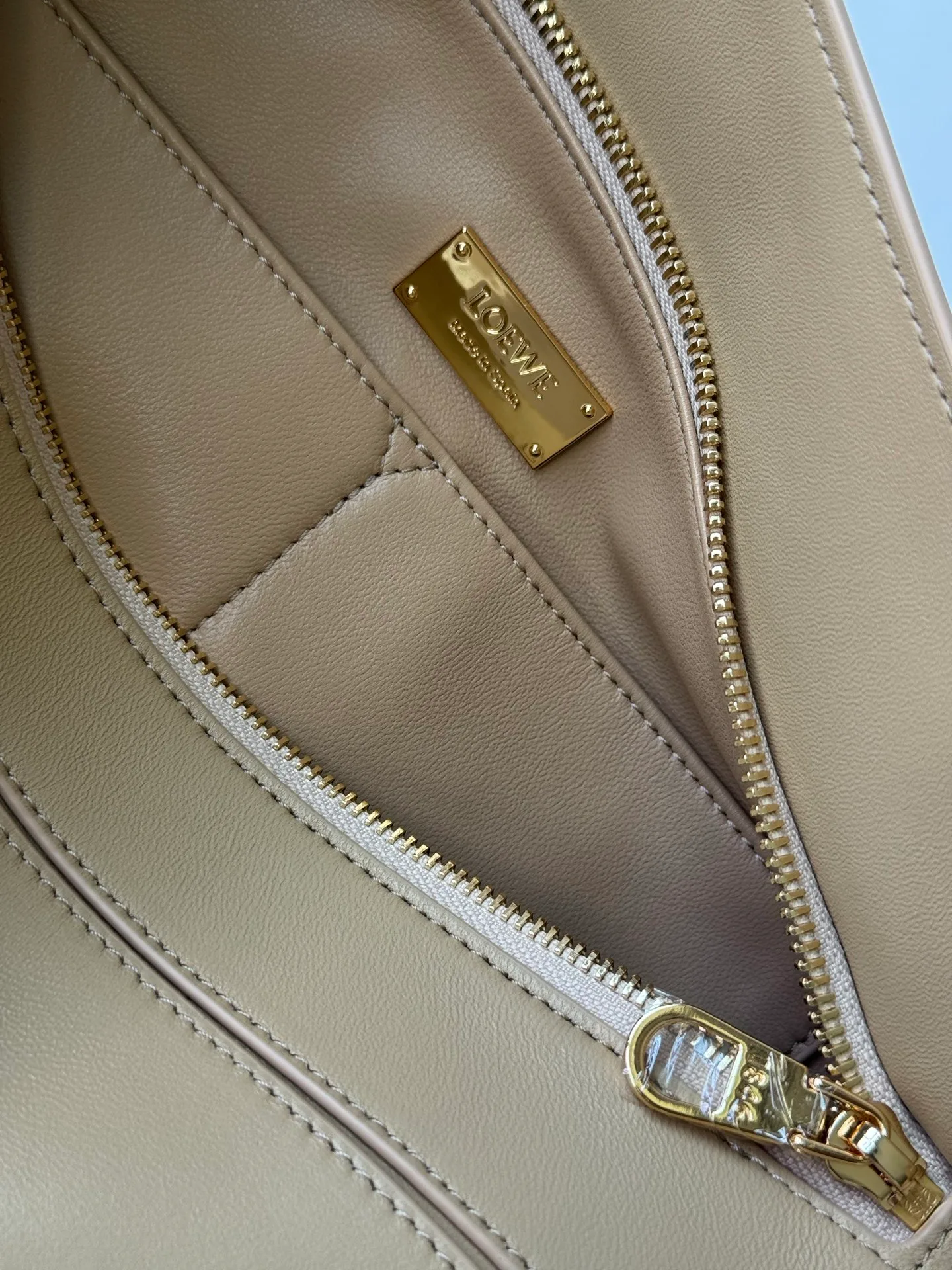 Классические Сумки Женские Loewe 16962901