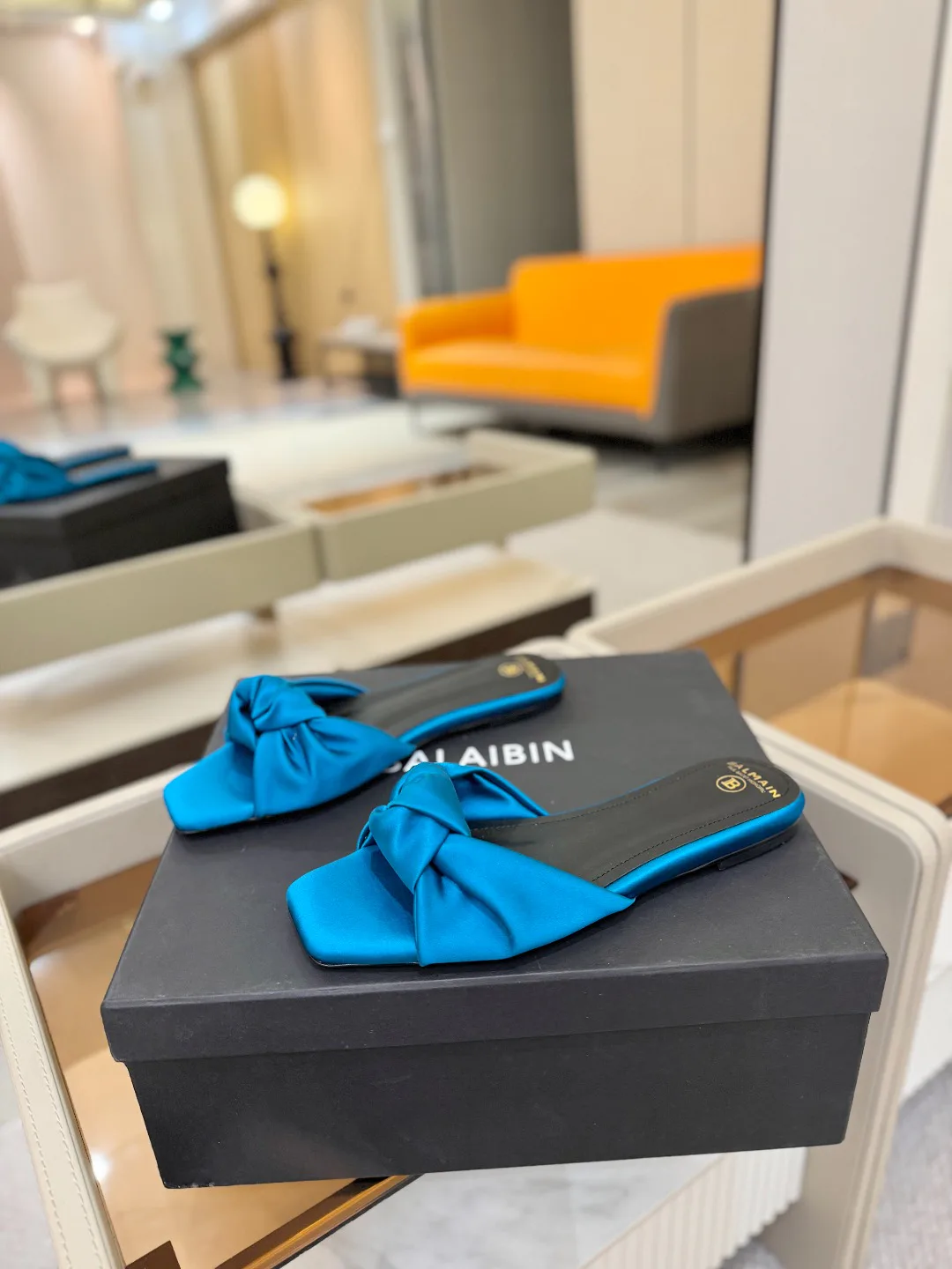 Шлепанцы Женские Balmain 840996