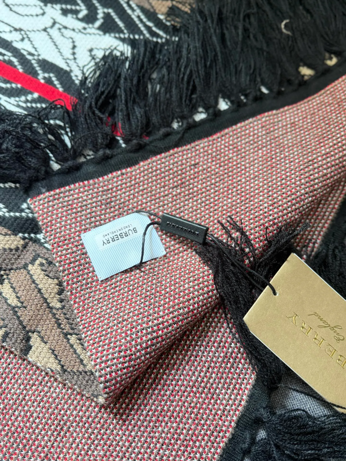 Шарфы Burberry 3253