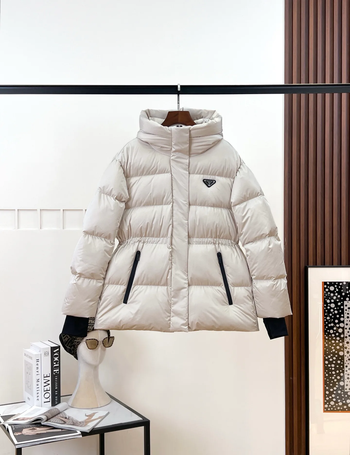 Куртки И Пуховики Женские Prada 18279533