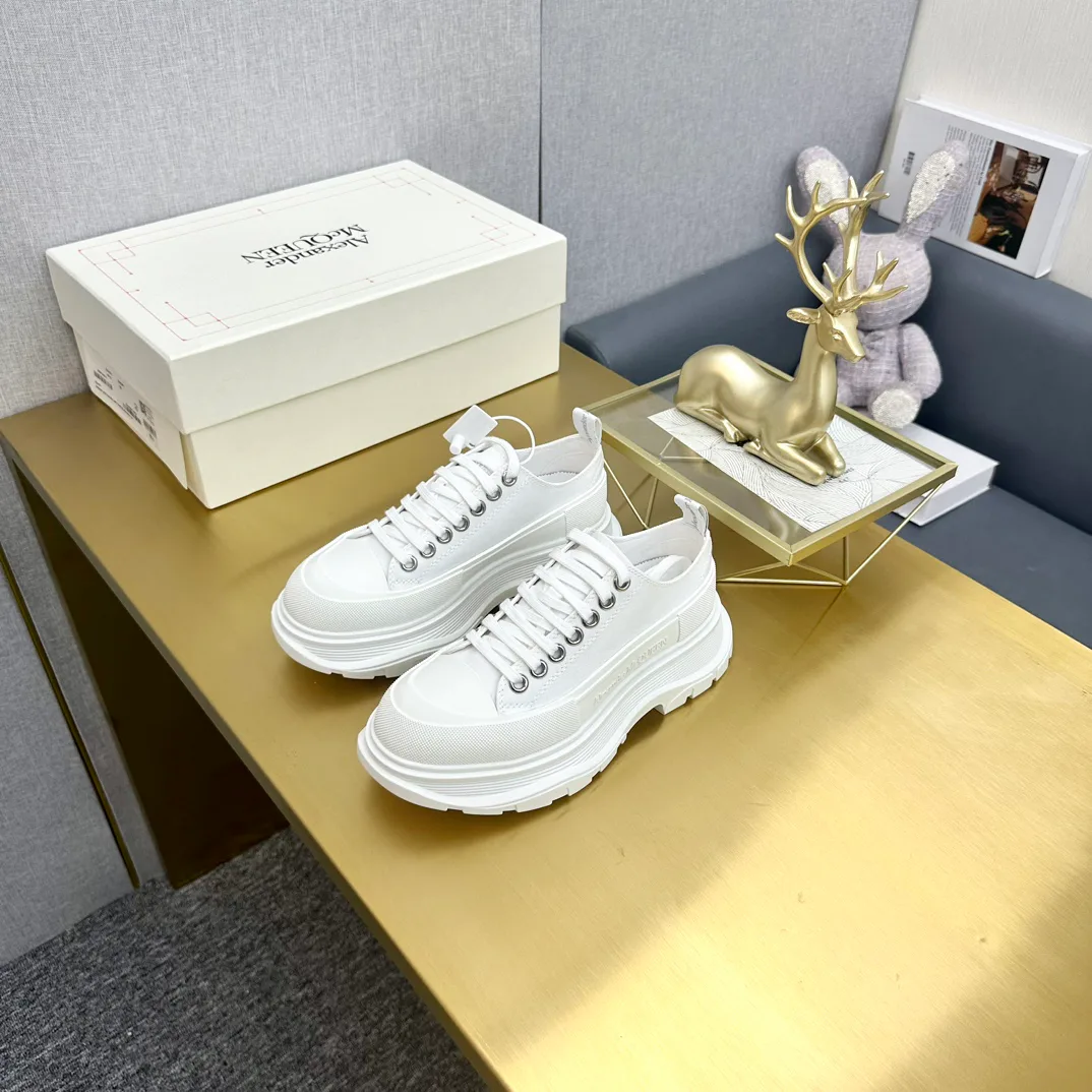 Кроссовки Женские Alexander Mcqueen 18397468