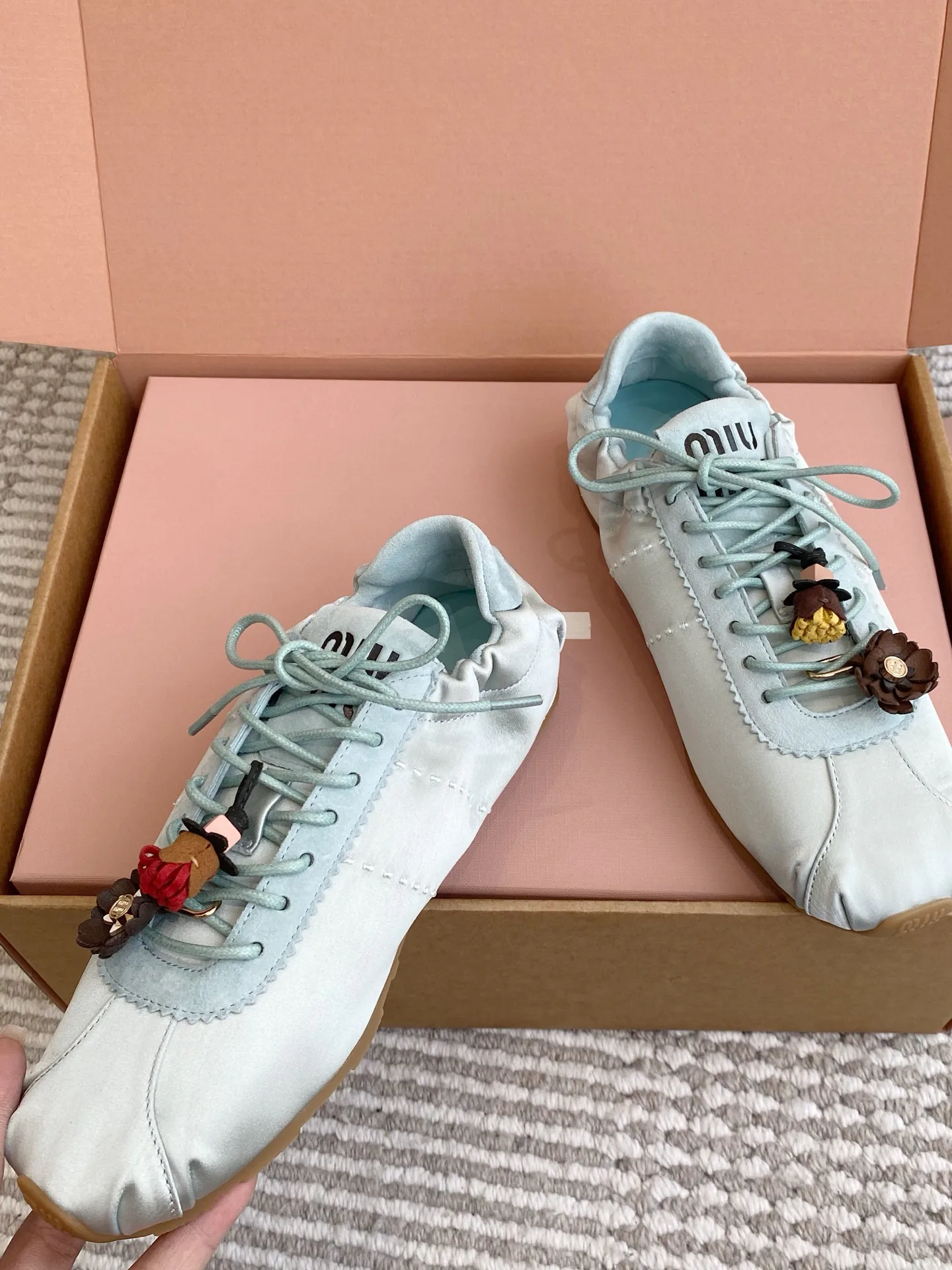 Кроссовки Женские Miu Miu 10957631
