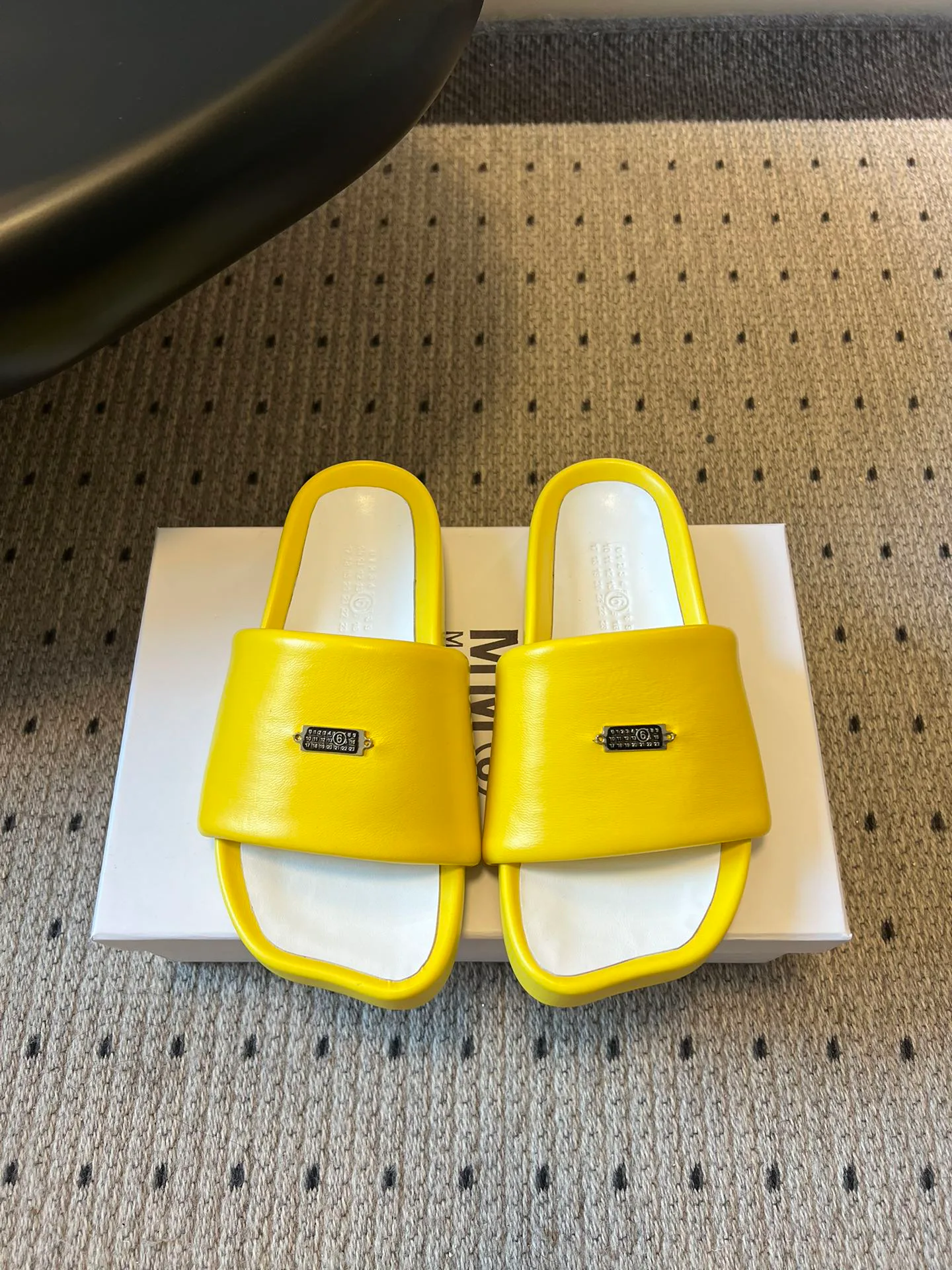 Шлепанцы Женские Maison Margiela 4727106