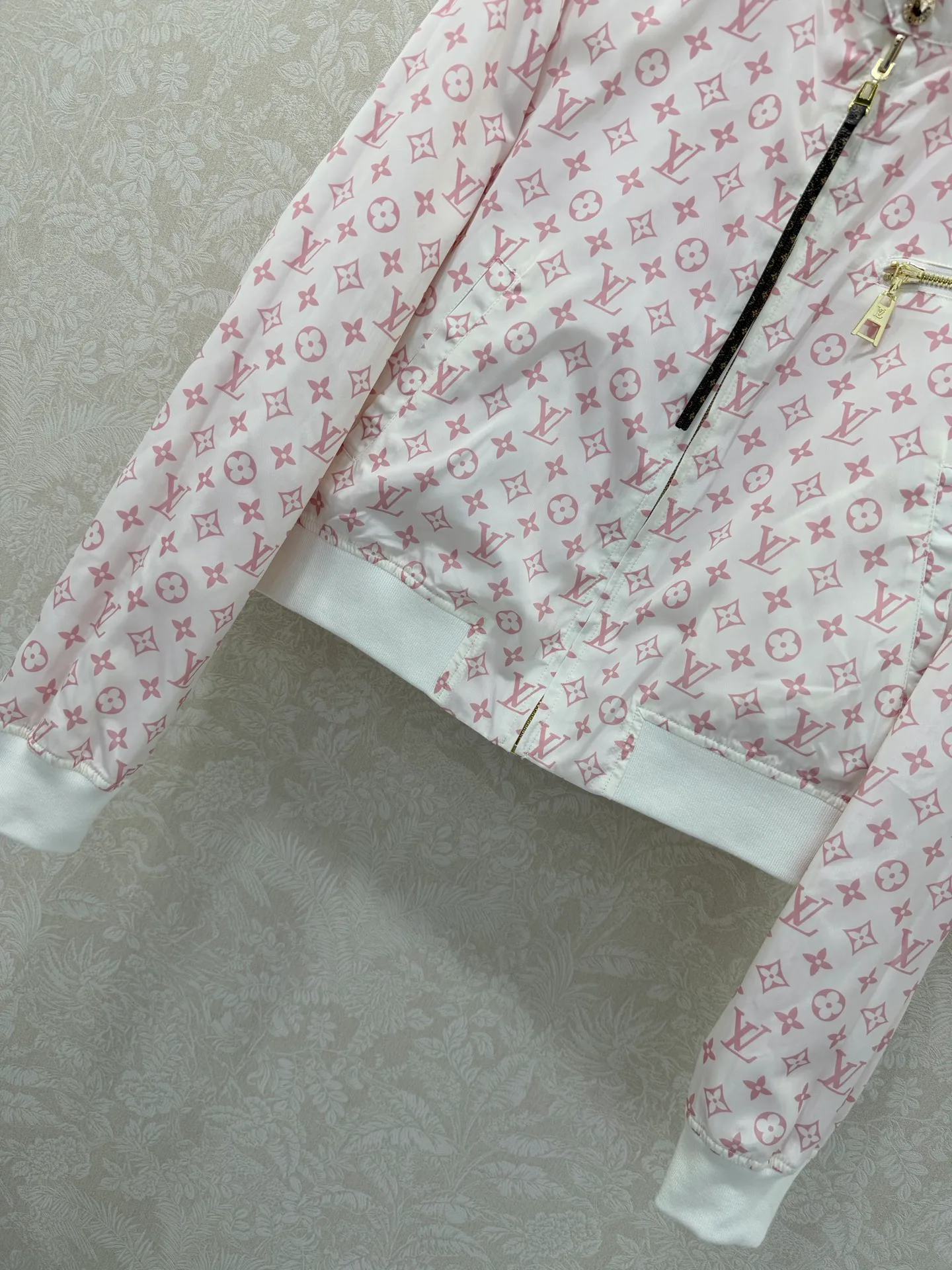 Куртки И Пуховики Мужские Louis Vuitton 9669904
