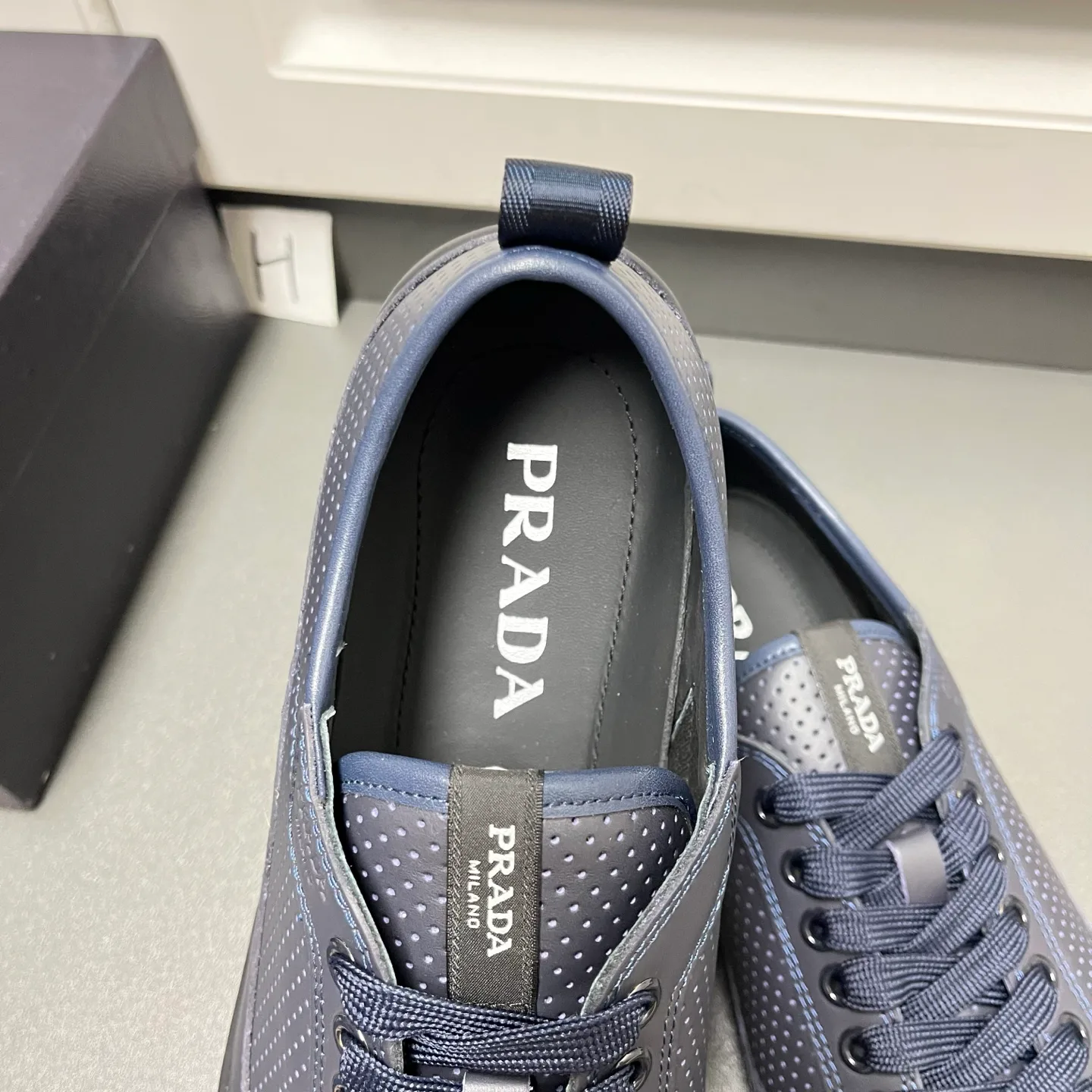 Кроссовки Мужские Prada 19417666