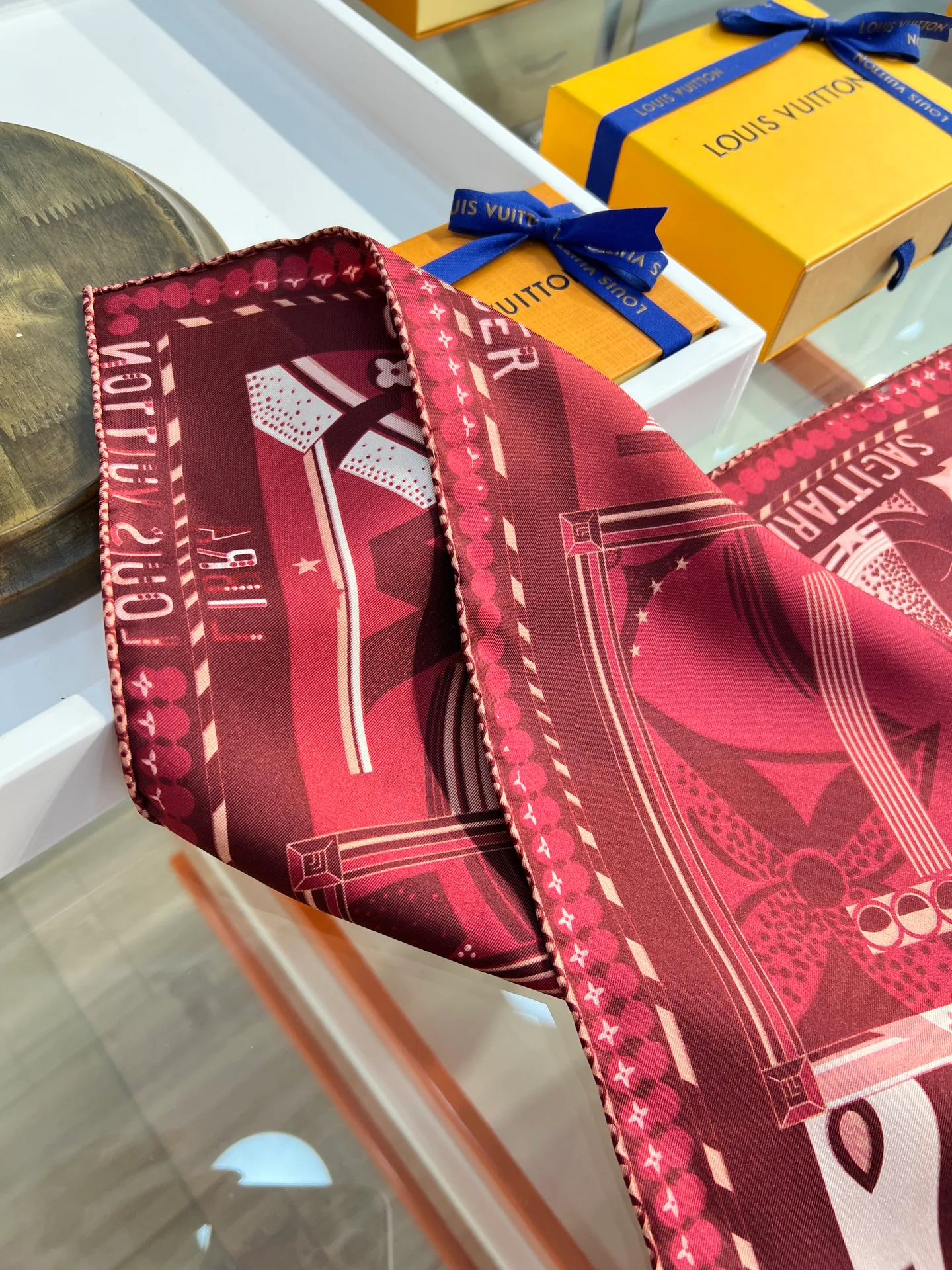 Платки Louis Vuitton 1290902