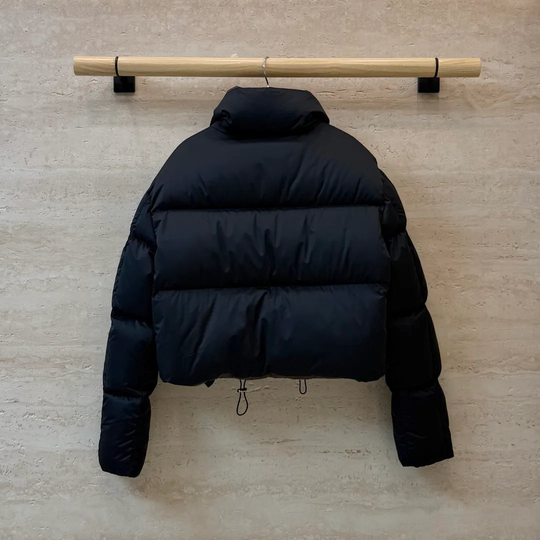 Куртки И Пуховики Женские Prada 18983612