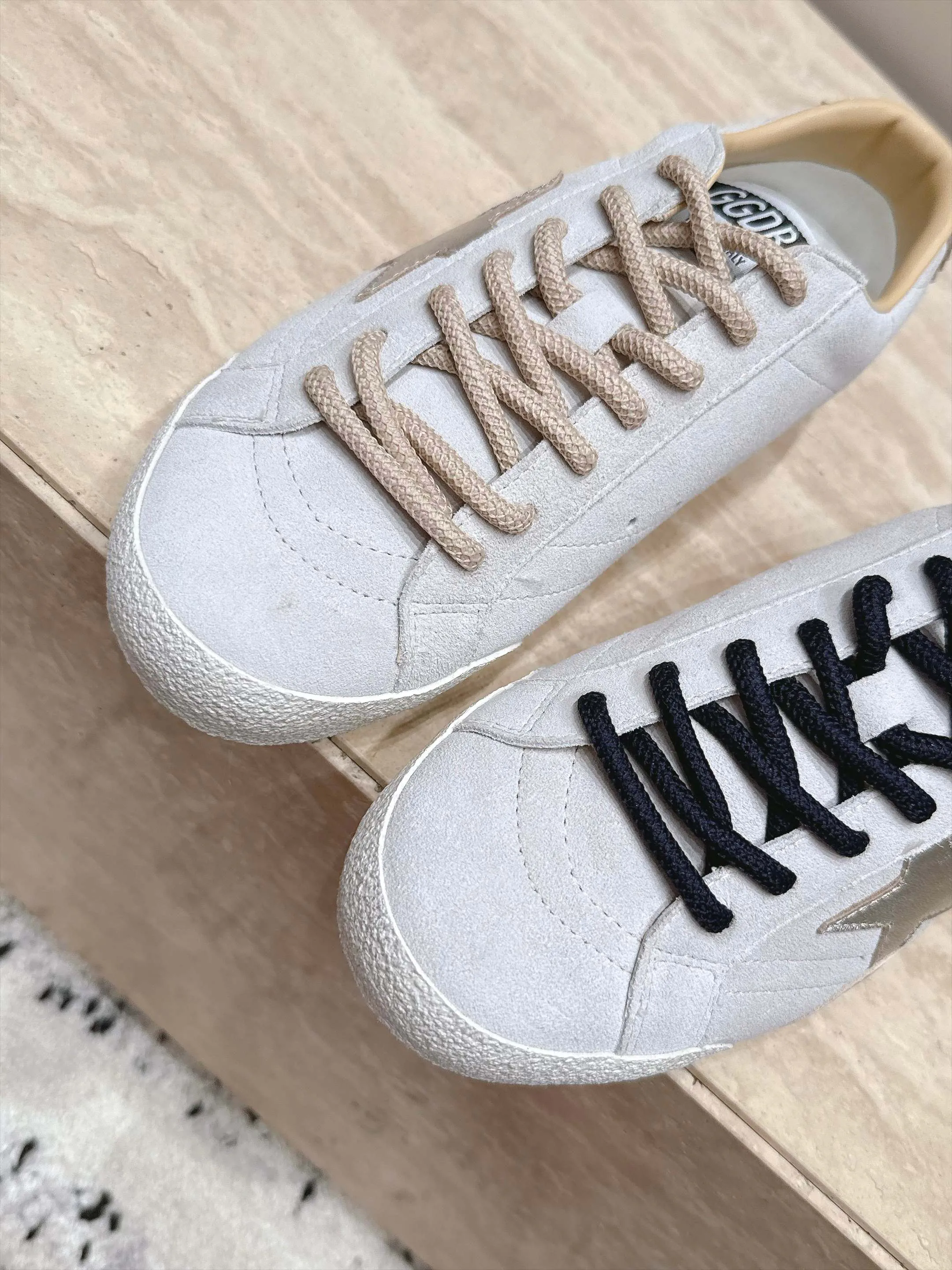 Кроссовки Женские Golden Goose 18420763