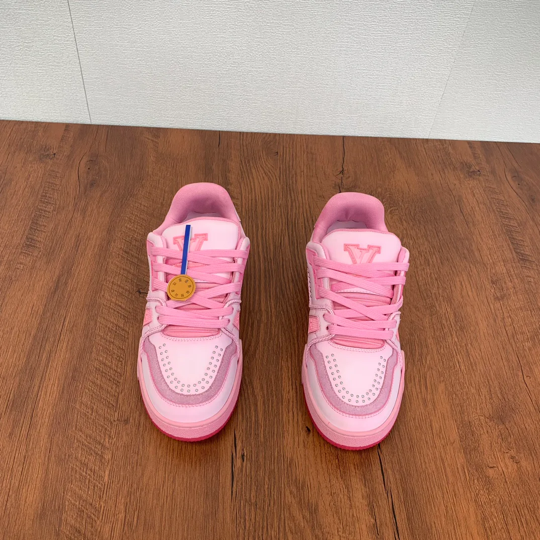 Кроссовки Женские Louis Vuitton 9814288