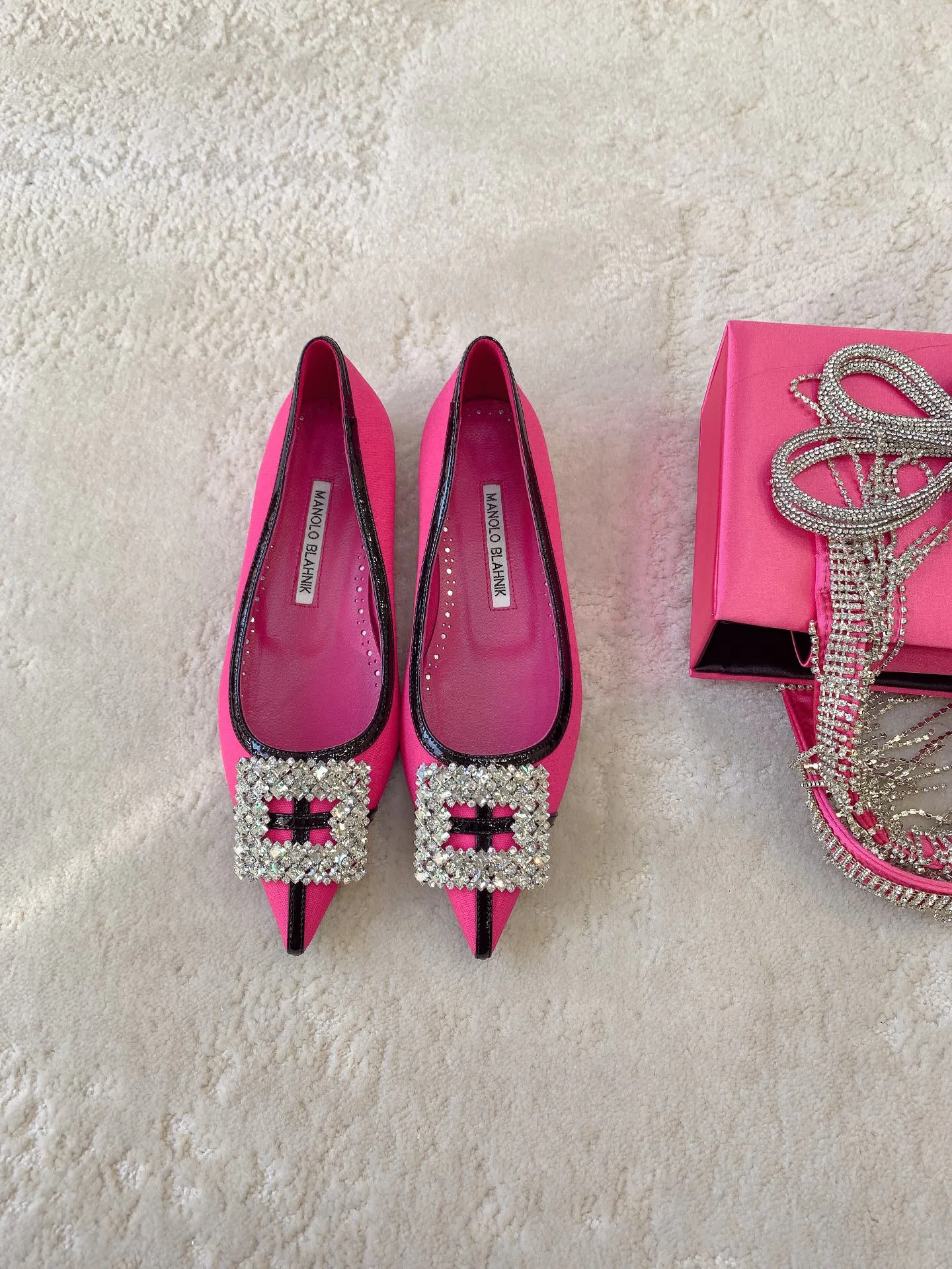 Туфли Женские Manolo Blahnik 18698282