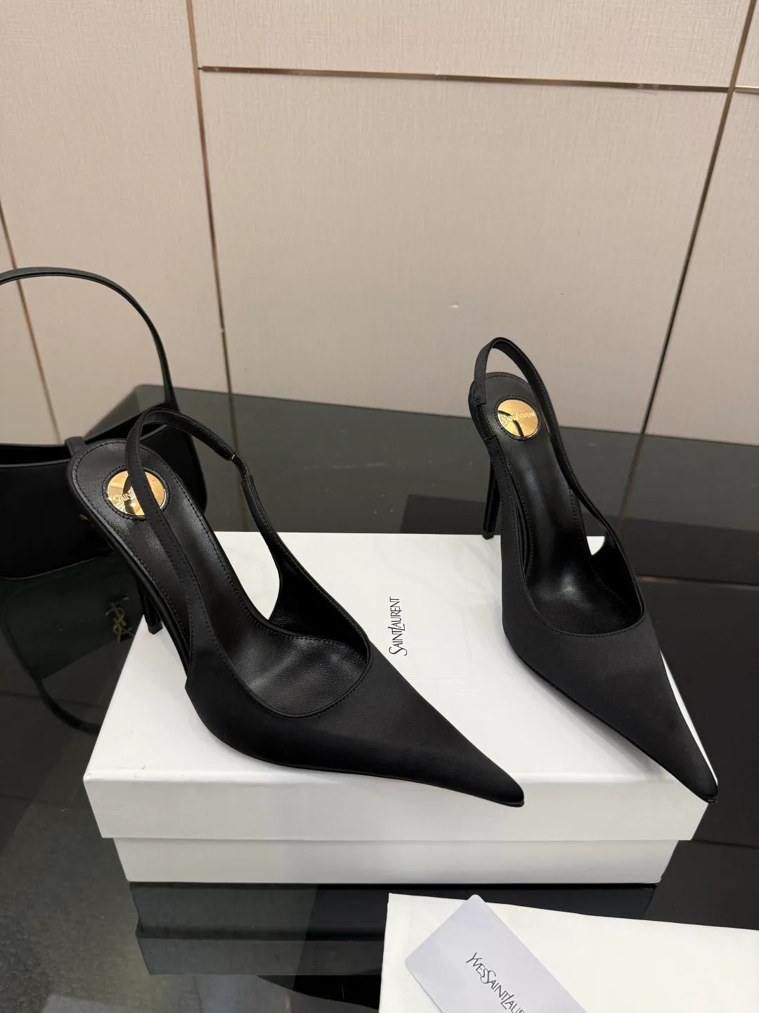 Босоножки Женские Saint Laurent 11409925