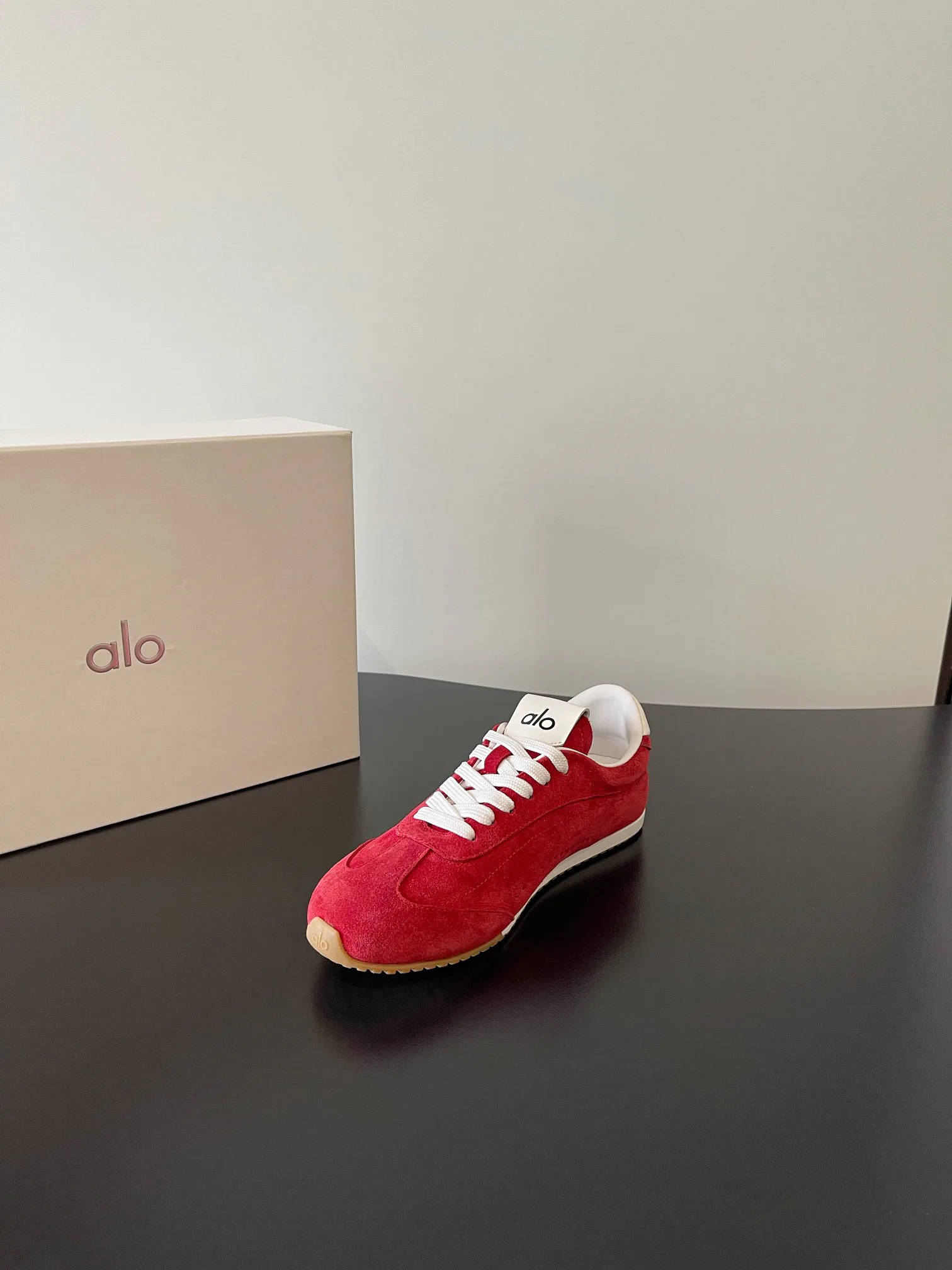 Кроссовки Женские Miu Miu 1523261