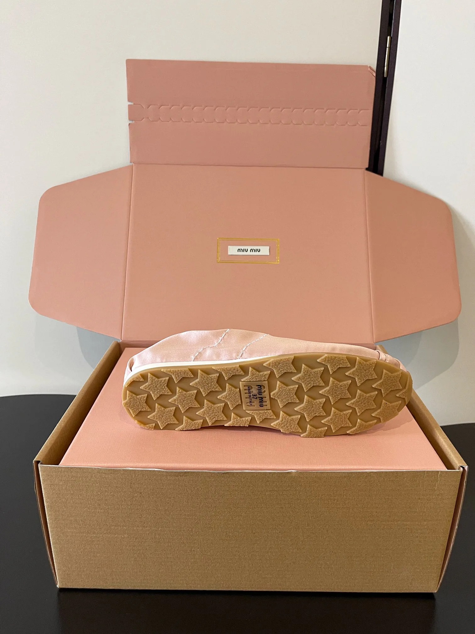 Кроссовки Женские Miu Miu 10654997