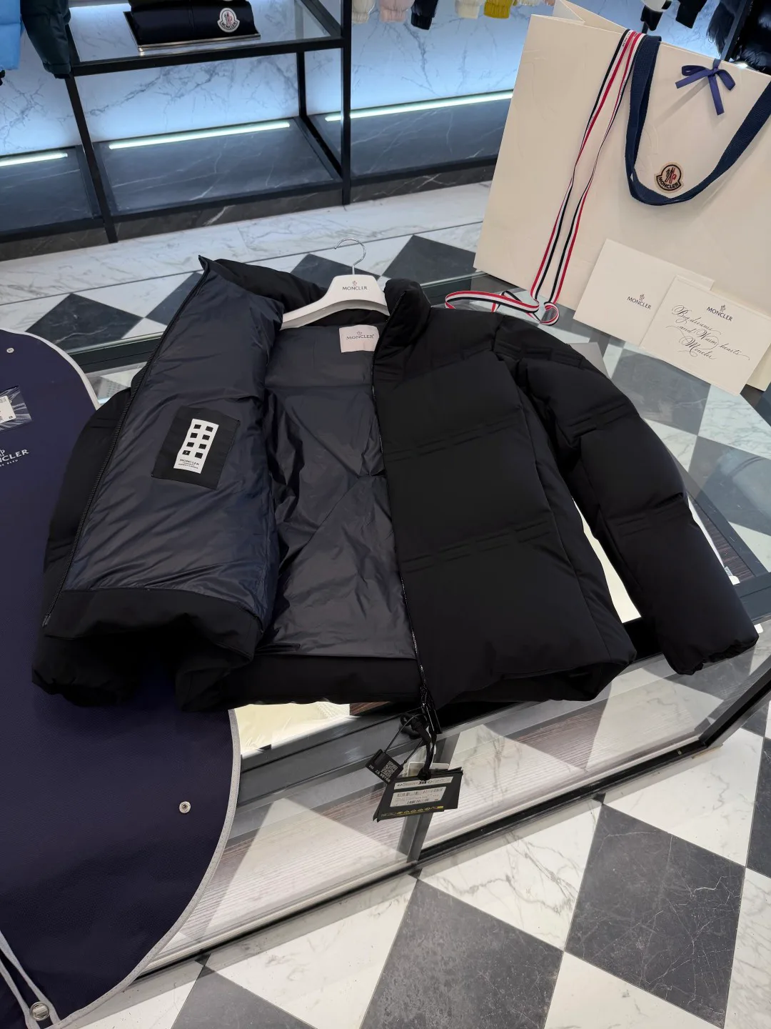 Куртки И Пуховики Мужские Moncler 987309