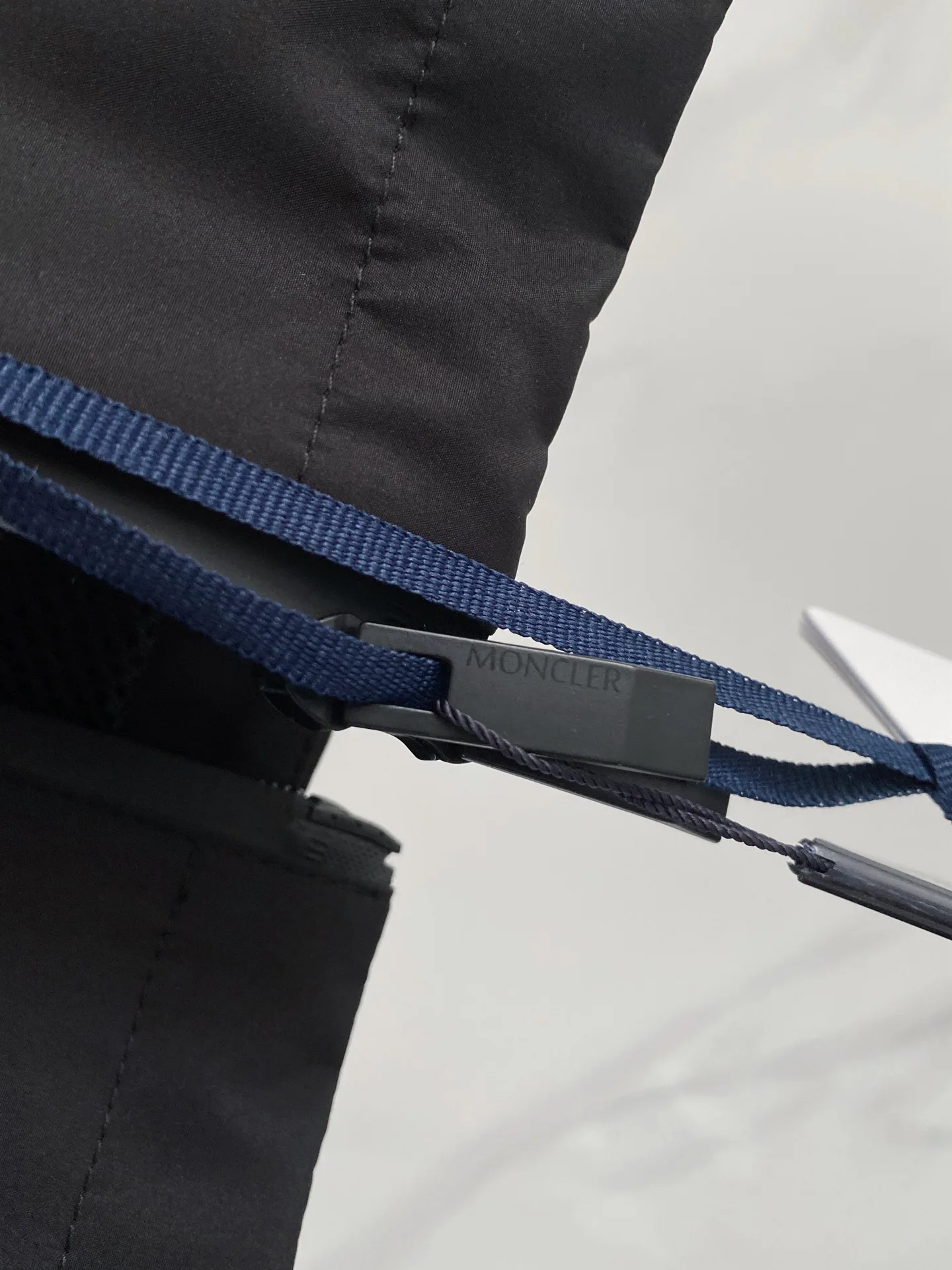 Куртки И Пуховики Мужские Moncler 10827324