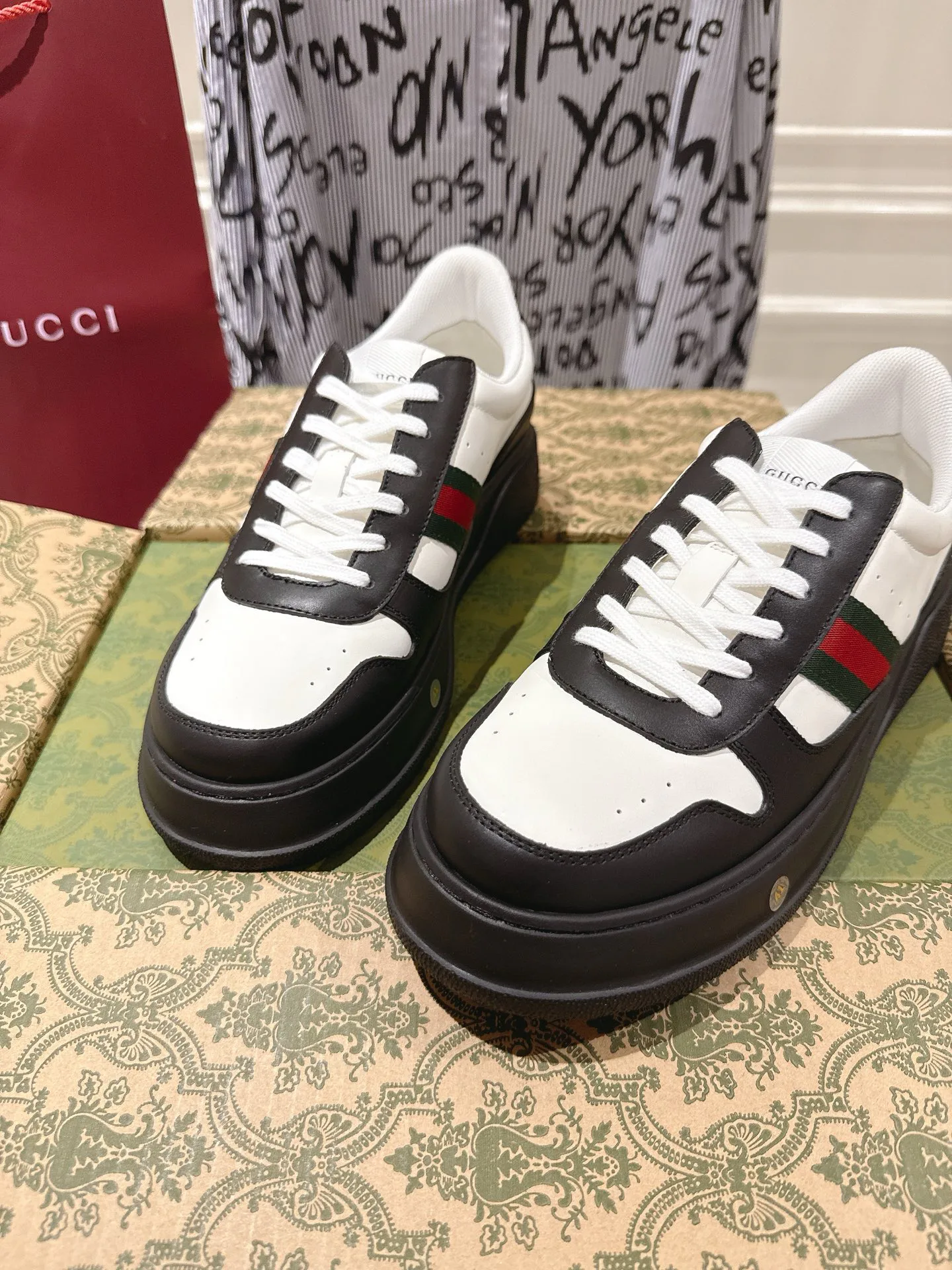 Кроссовки Мужские Gucci 354712