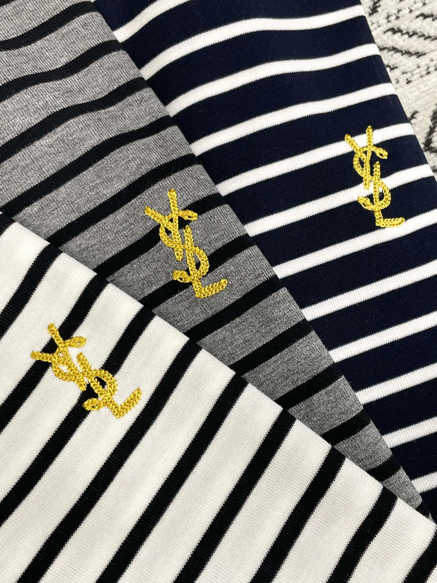 Футболки Женские Saint Laurent 4523551
