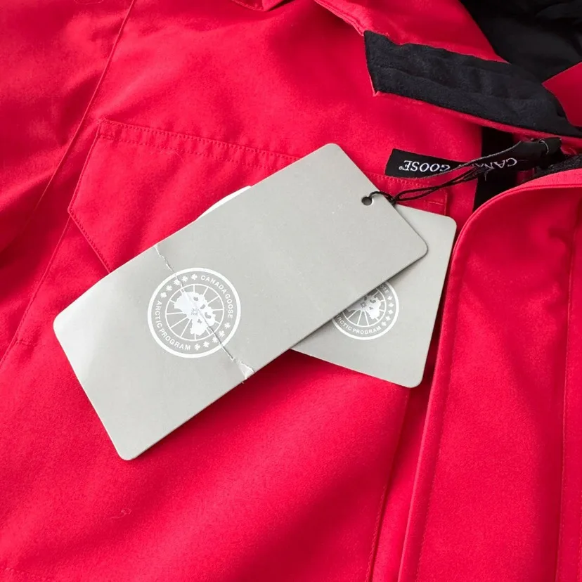 Куртки И Пуховики Женские Canada Goose 18722844
