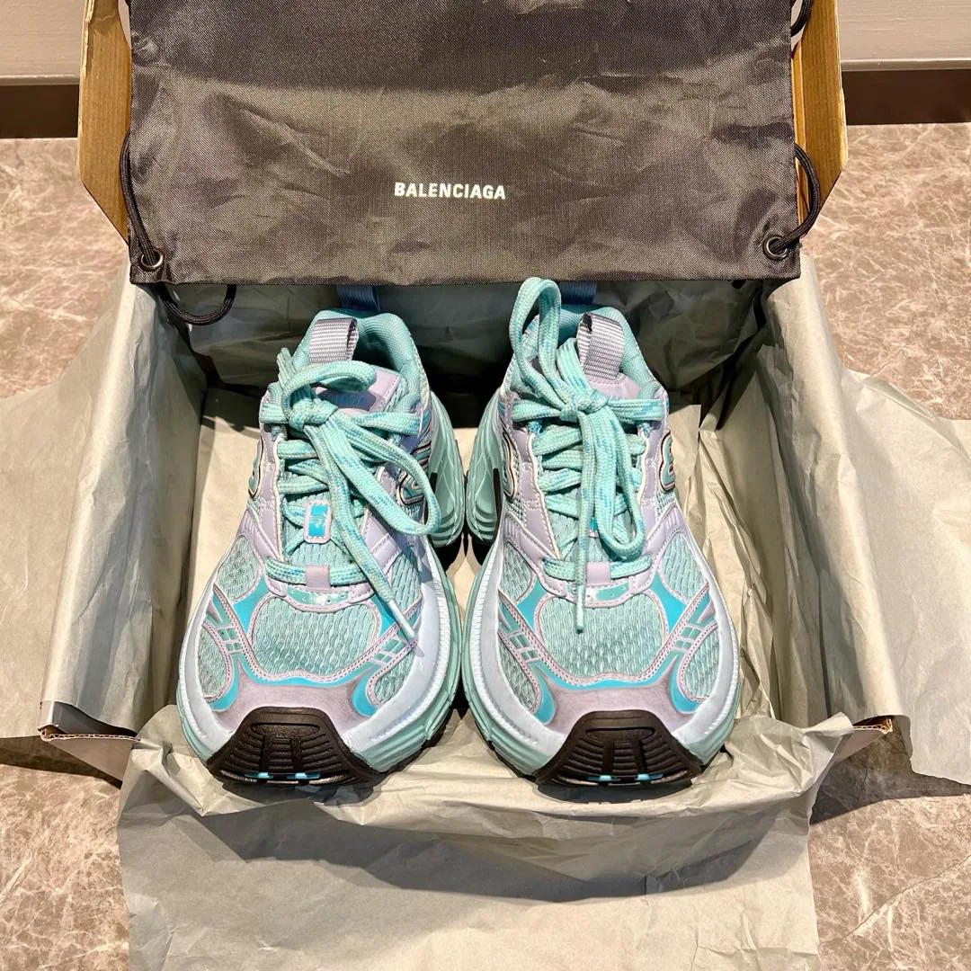 Кроссовки Женские Balenciaga 10083250
