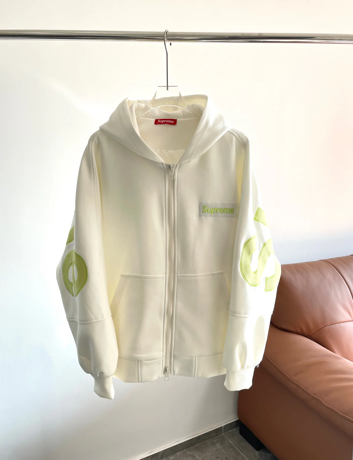Свитшоты И Худи Женские Supreme 1858304