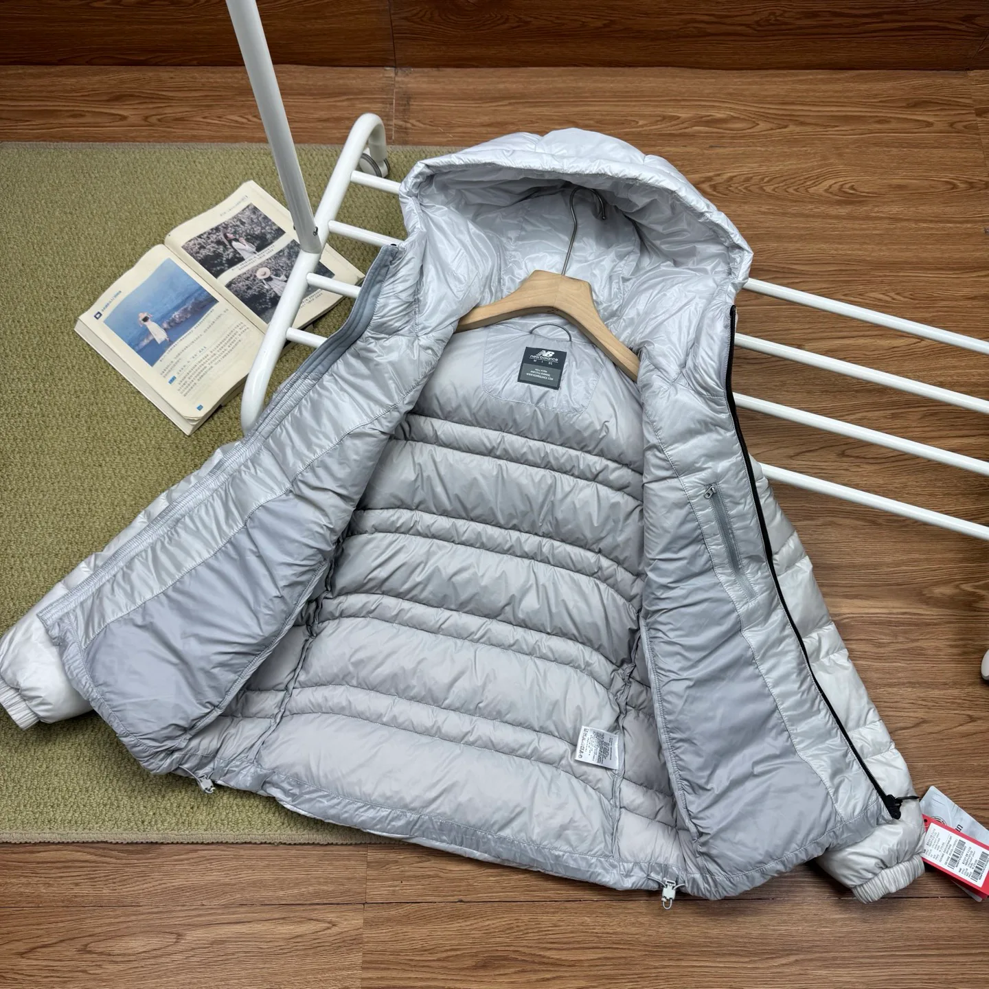 Куртки И Пуховики Женские New Balance 1966618