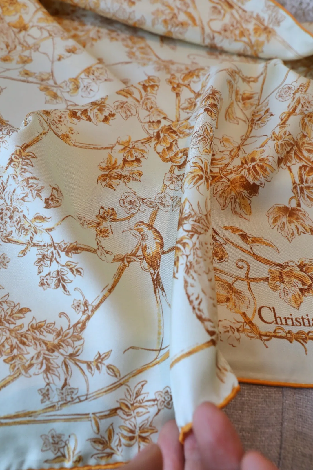 Платки Christian Dior 11852799