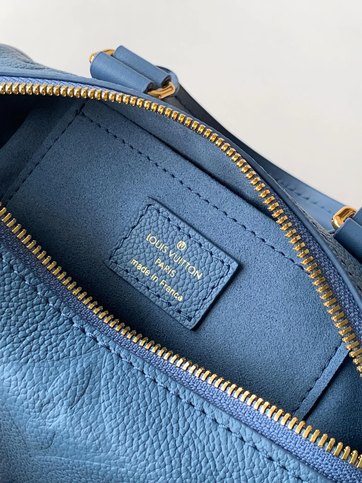 Классические Сумки Женские Louis Vuitton 13435279