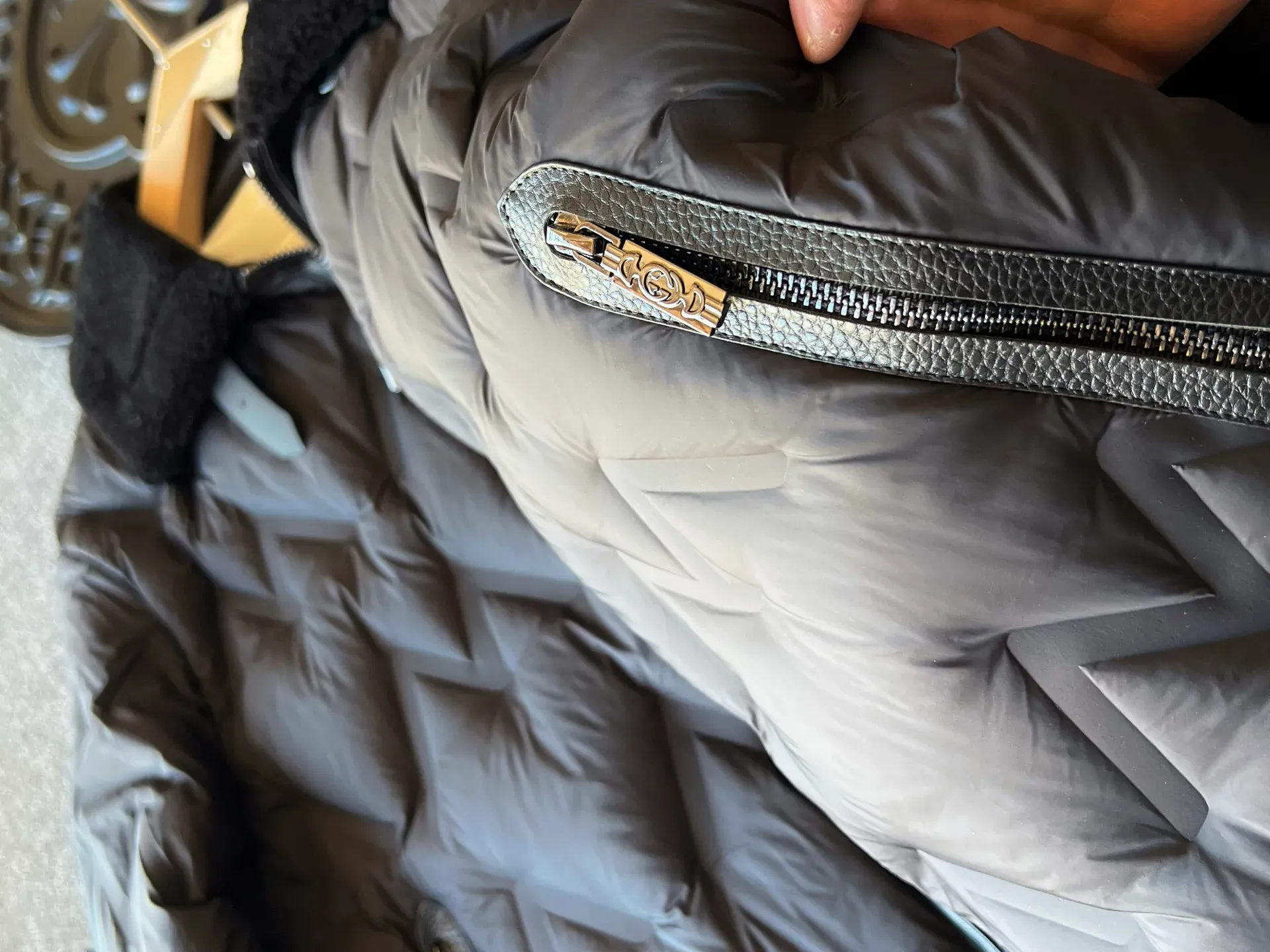 Куртки И Пуховики Мужские Gucci 4539473