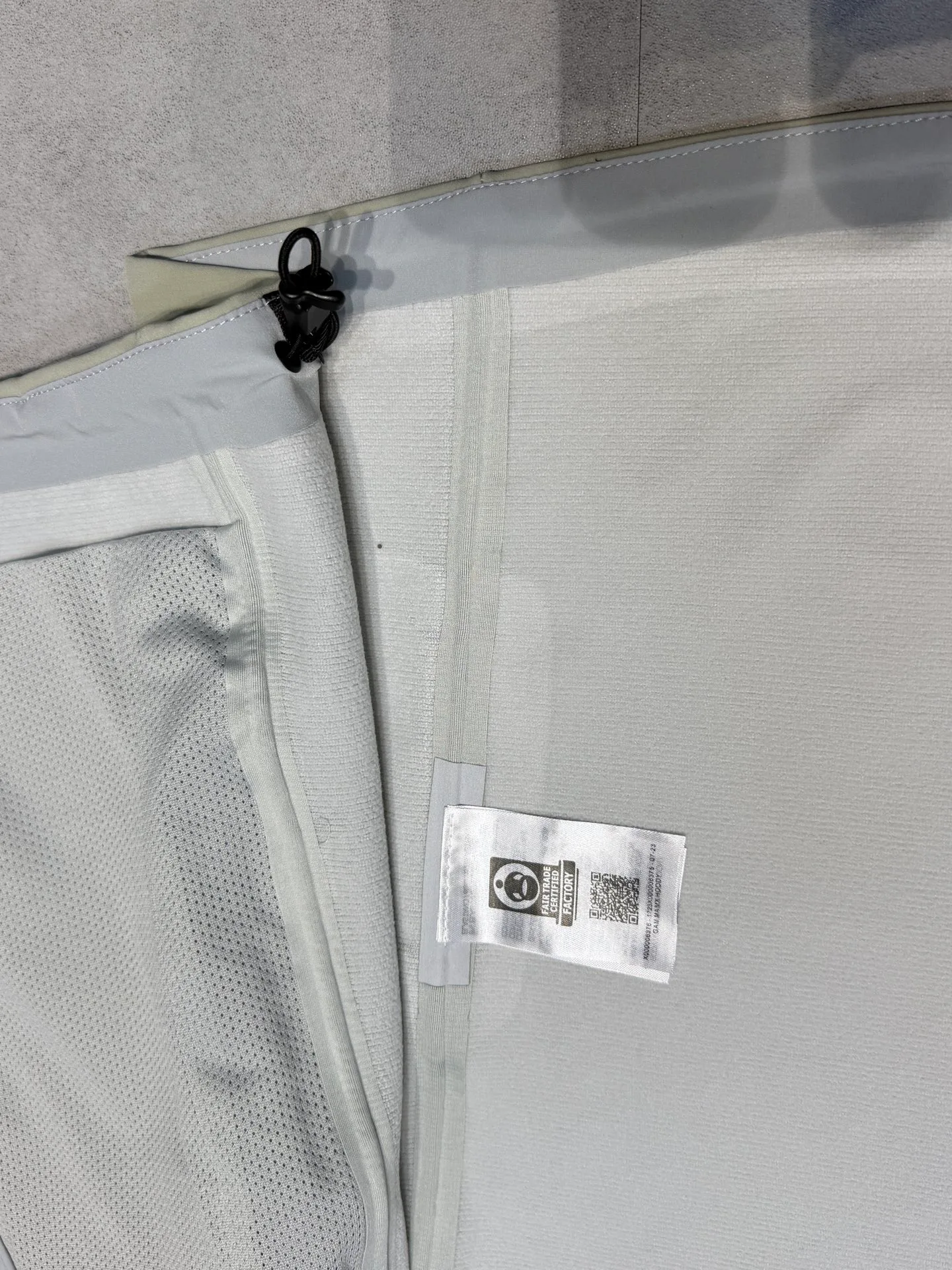 Куртки И Пуховики Женские Arcteryx 18870859