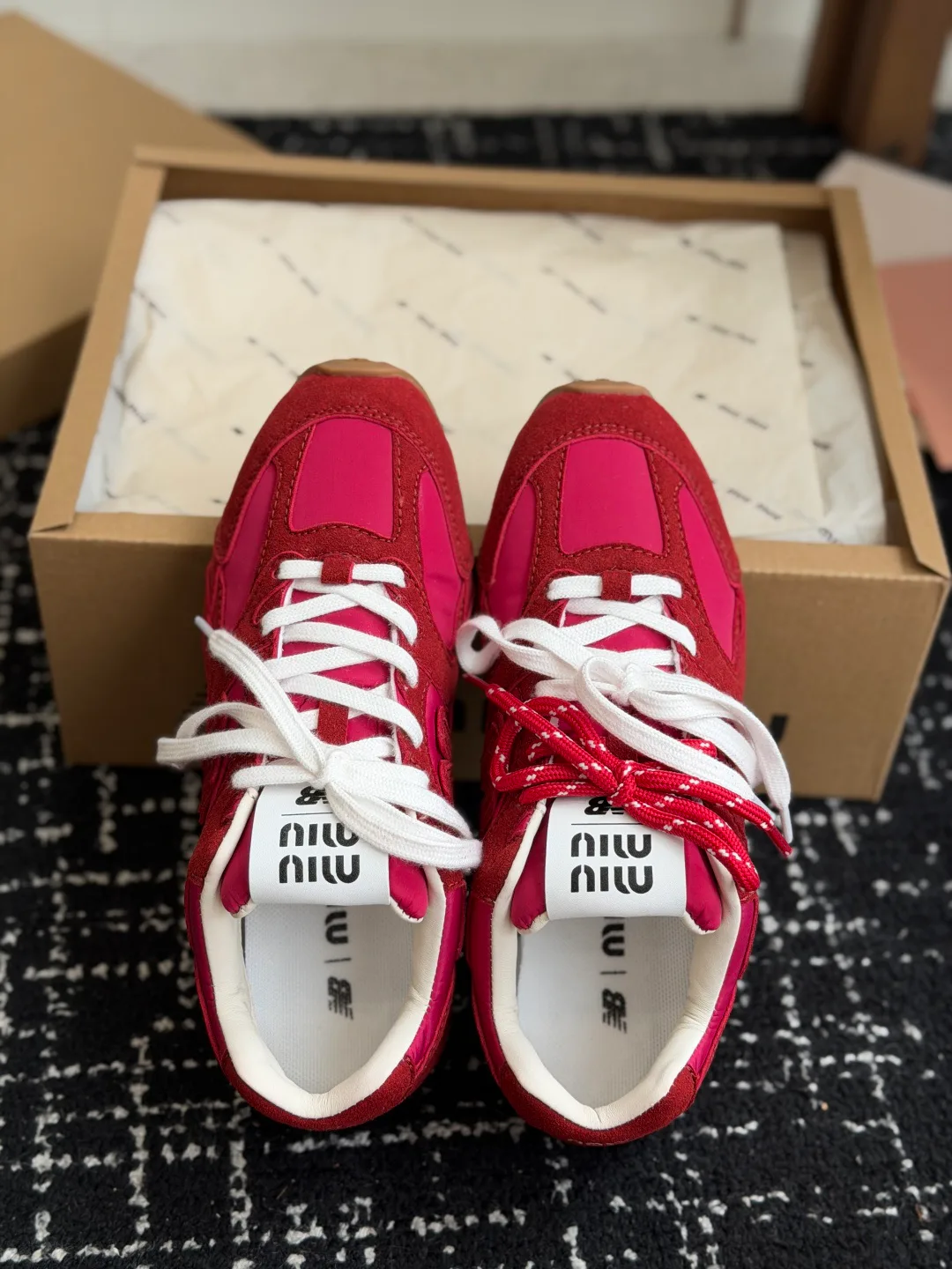 Кроссовки Женские Miu Miu 17240755