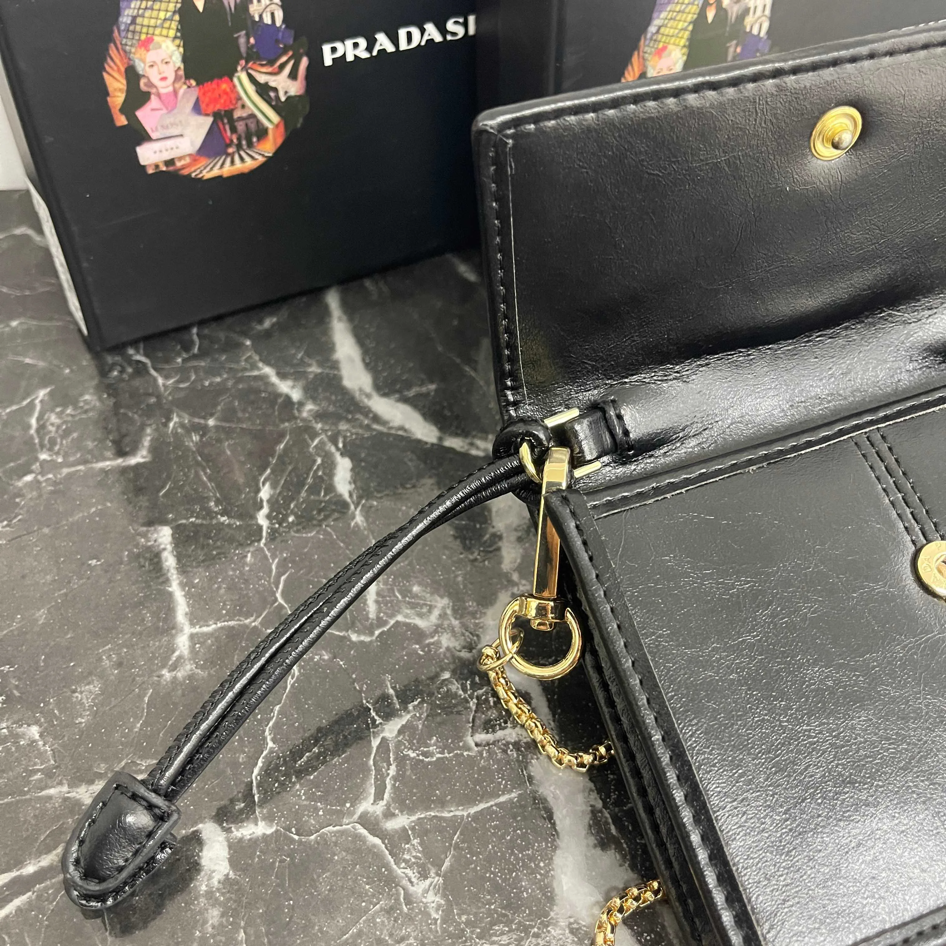 Сумки На Ремне Женские Prada 567112