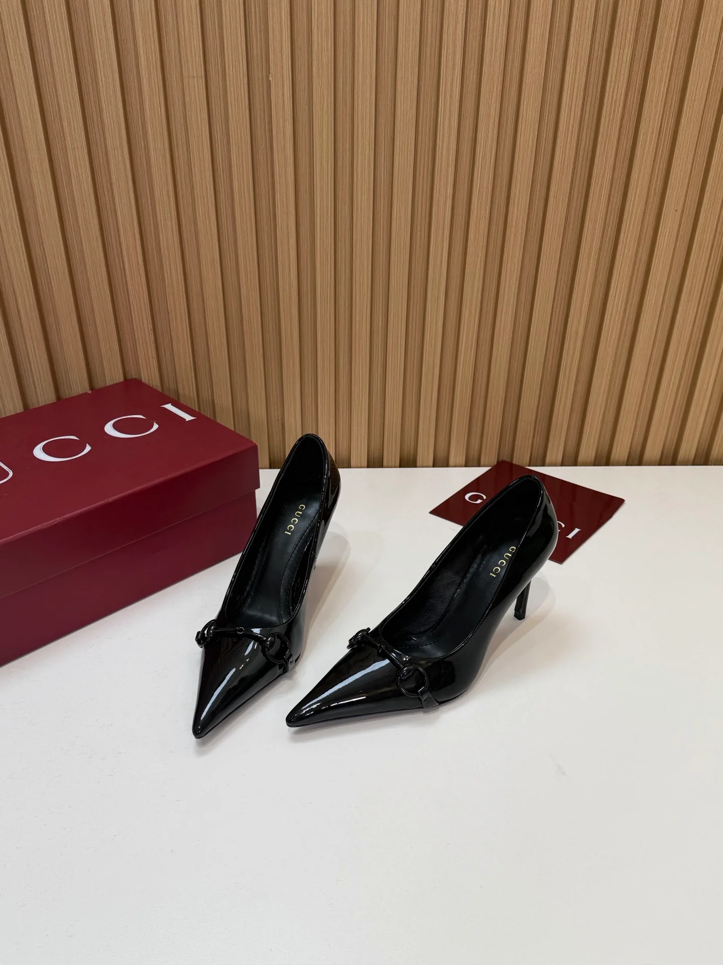 Туфли Женские Gucci 18700160