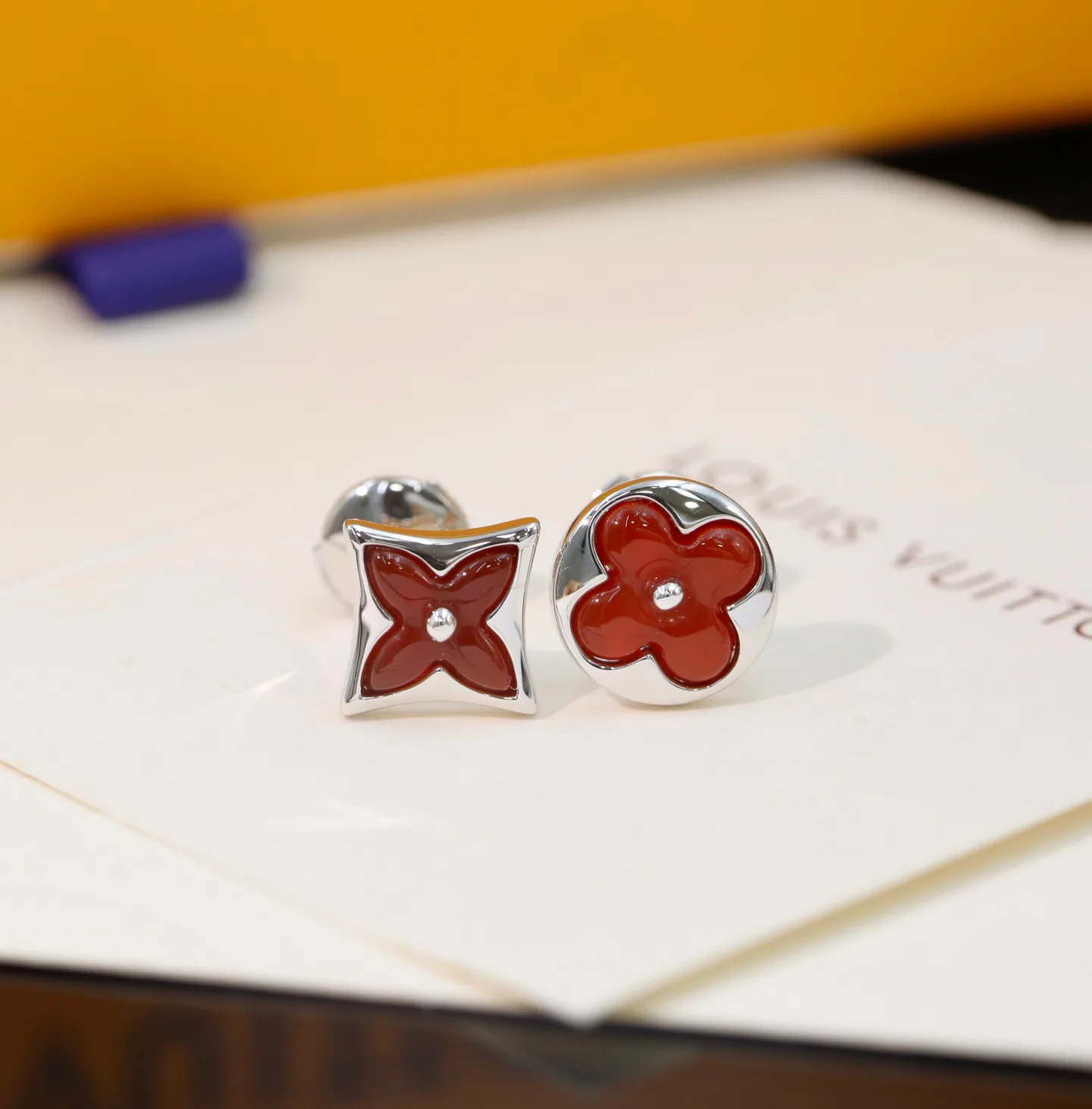 Бижутерия Louis Vuitton 13554409