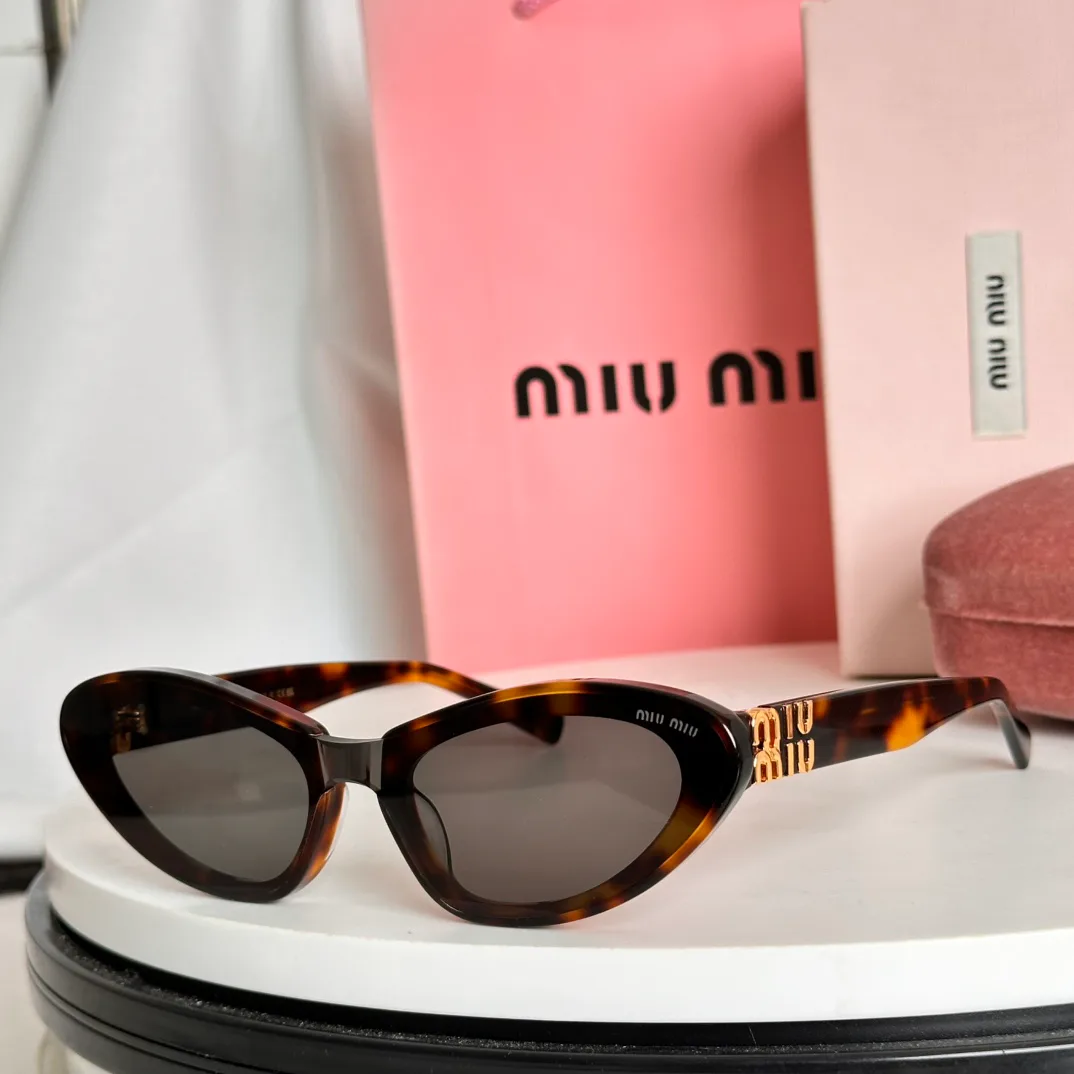Очки Miu Miu 231856