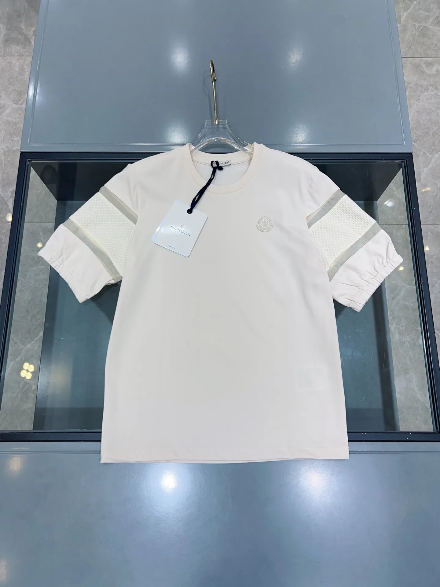 Футболки Женские Moncler 11076519