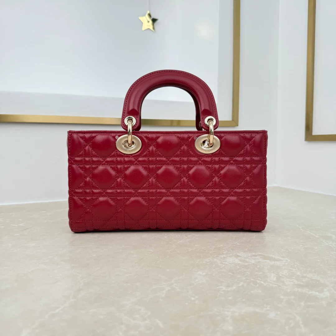 Классические Сумки Женские Christian Dior 18116296