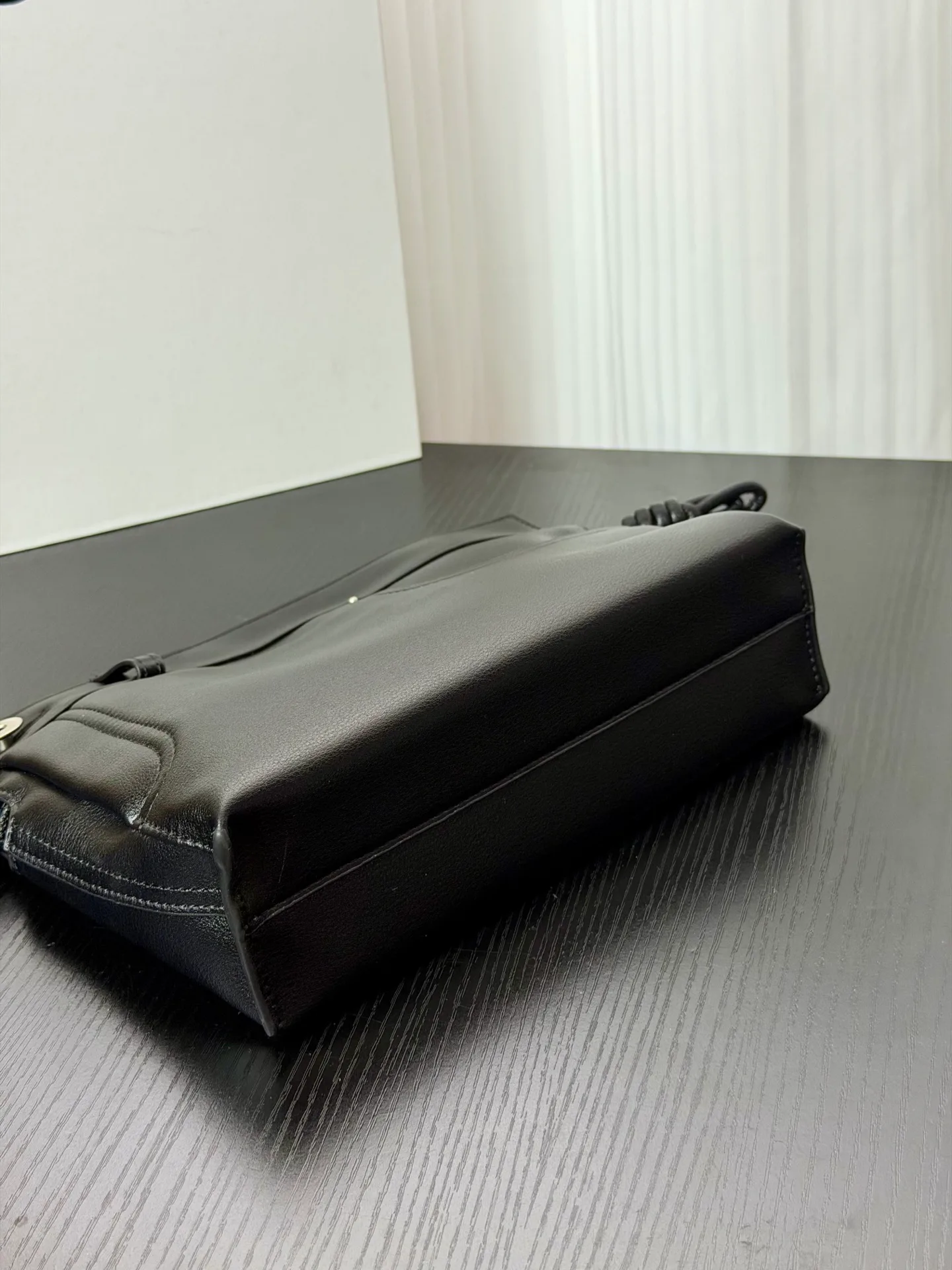 Классические Сумки Женские Loewe 12669062