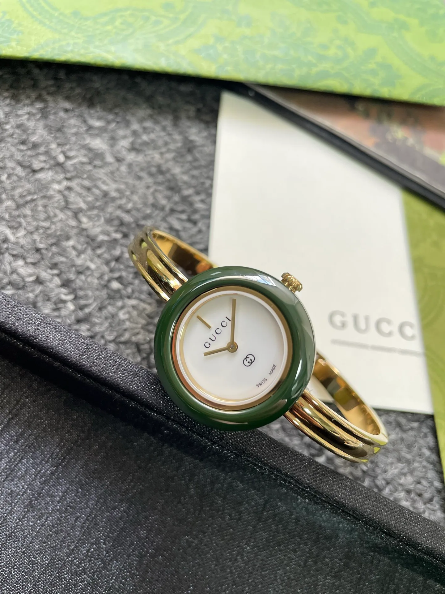Часы Женские Gucci 798080