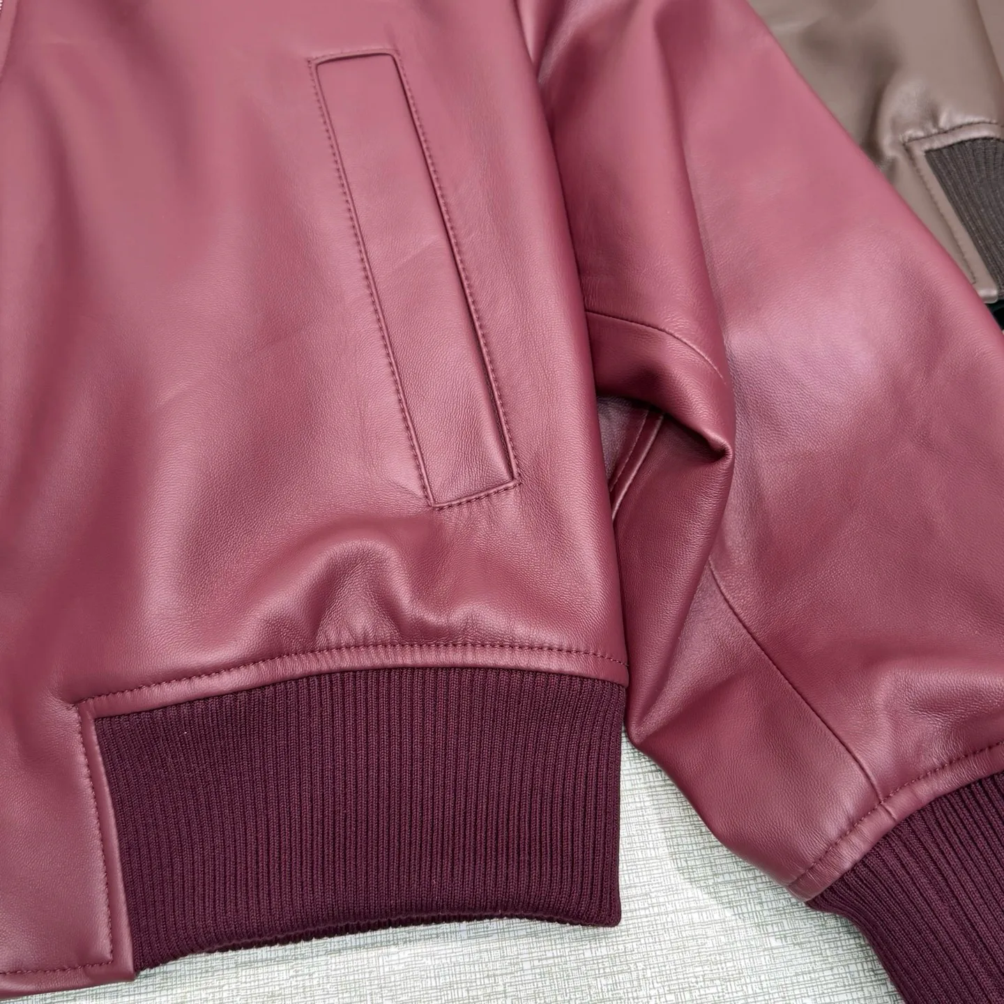 Кожаные Куртки И Дублёнки Женские Bottega Veneta 17322205