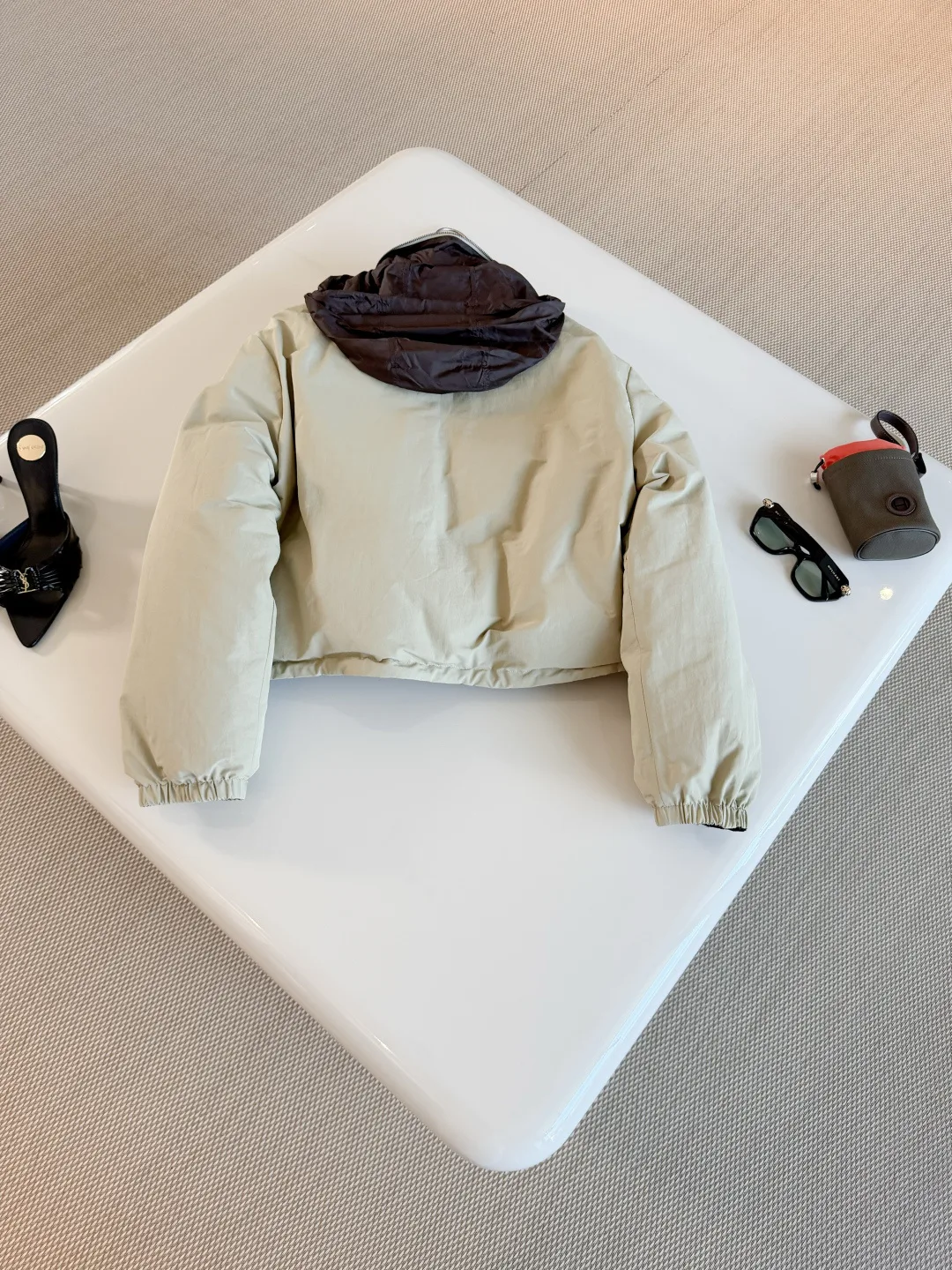 Куртки И Пуховики Женские Prada 18923744