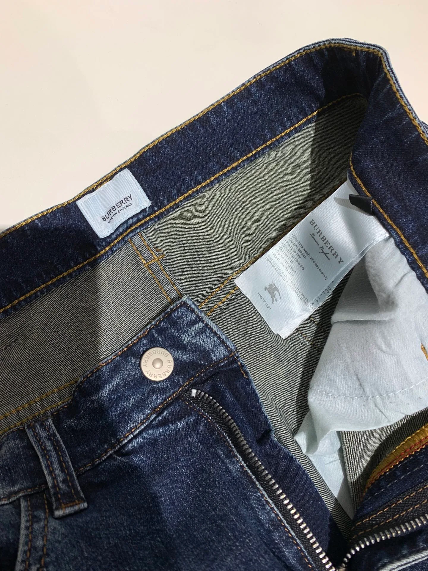 Джинсы Мужские Burberry 11576619
