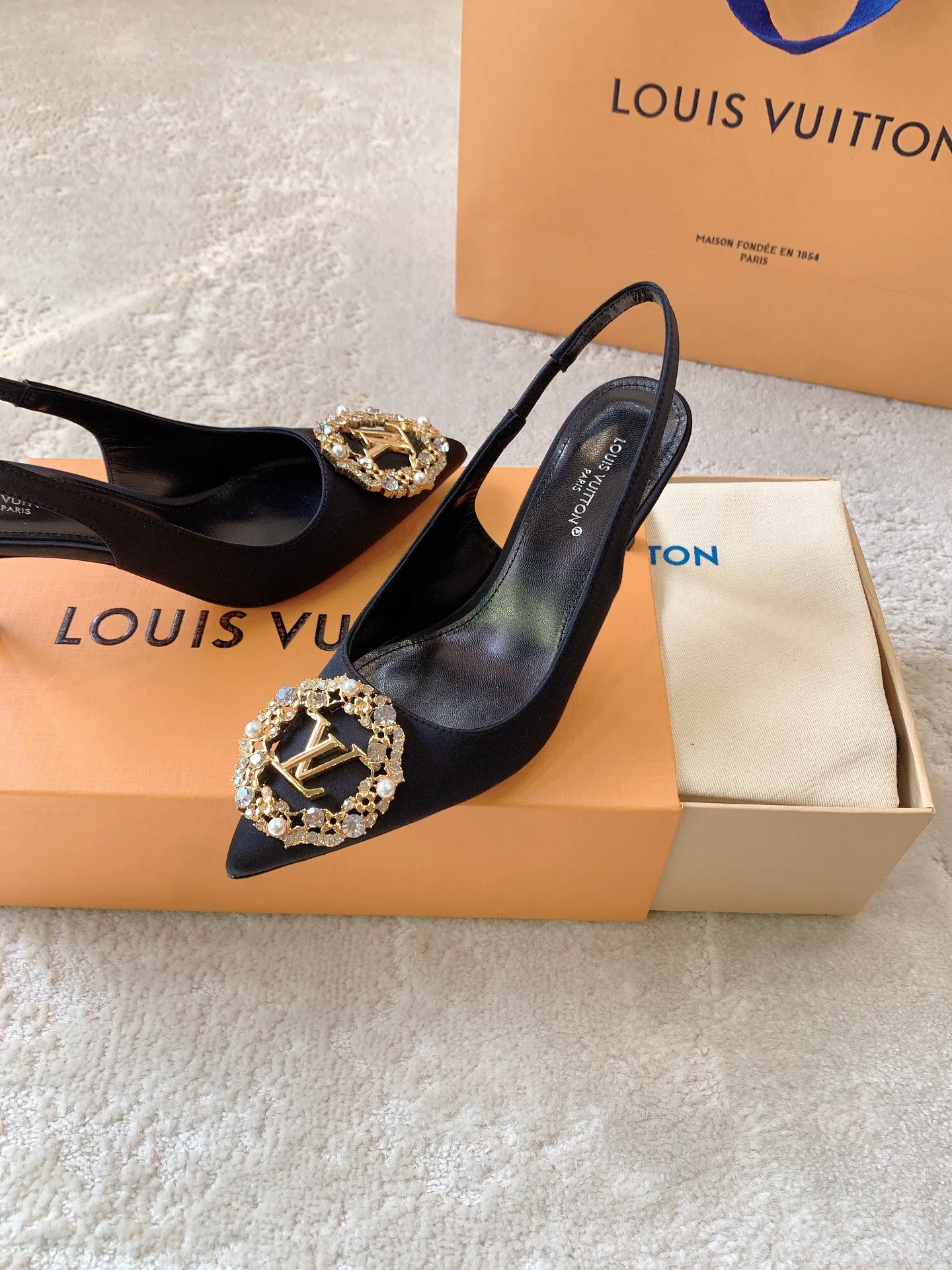 Туфли Женские Louis Vuitton 1834521