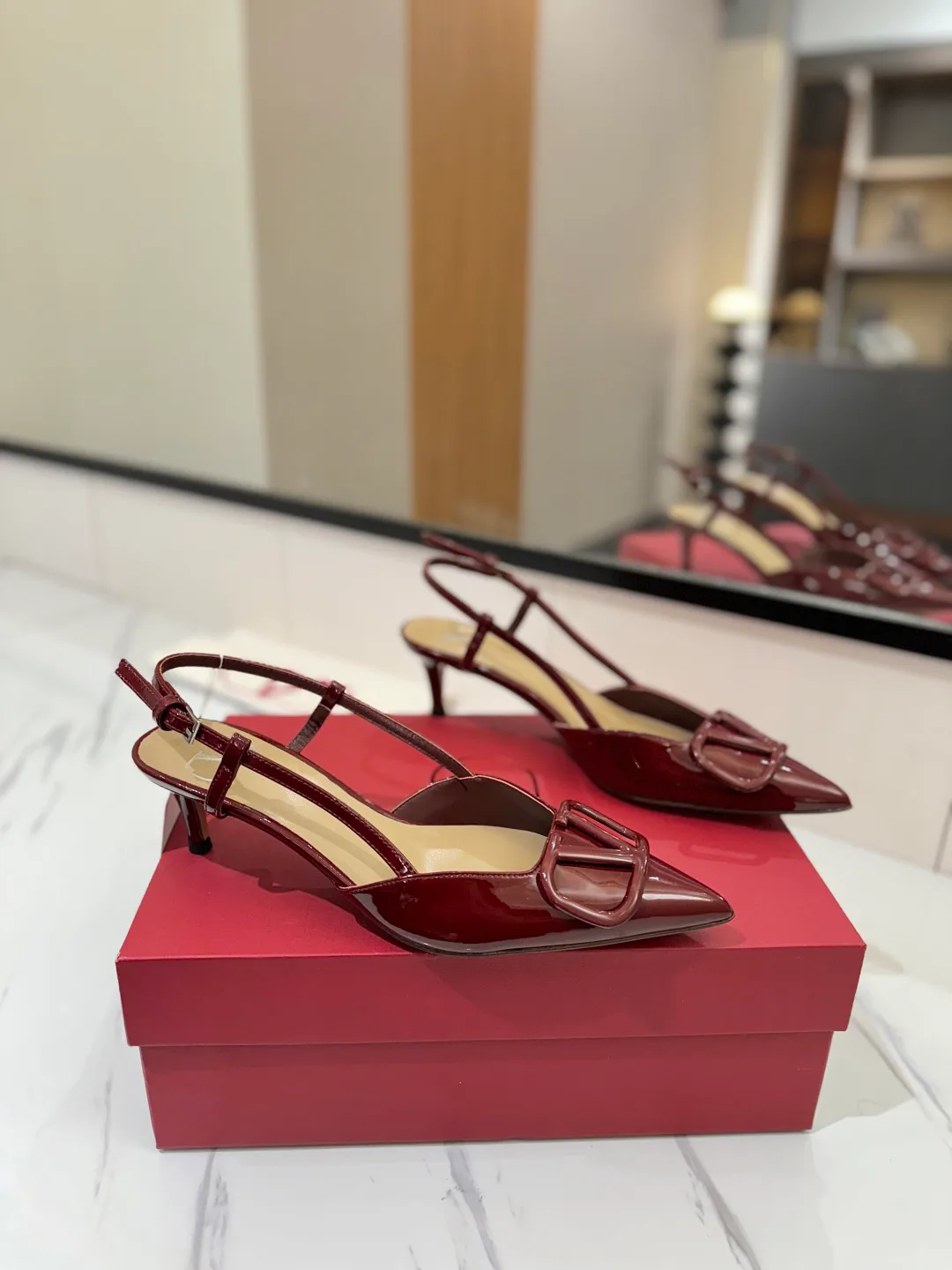 Босоножки Женские Valentino 11516231