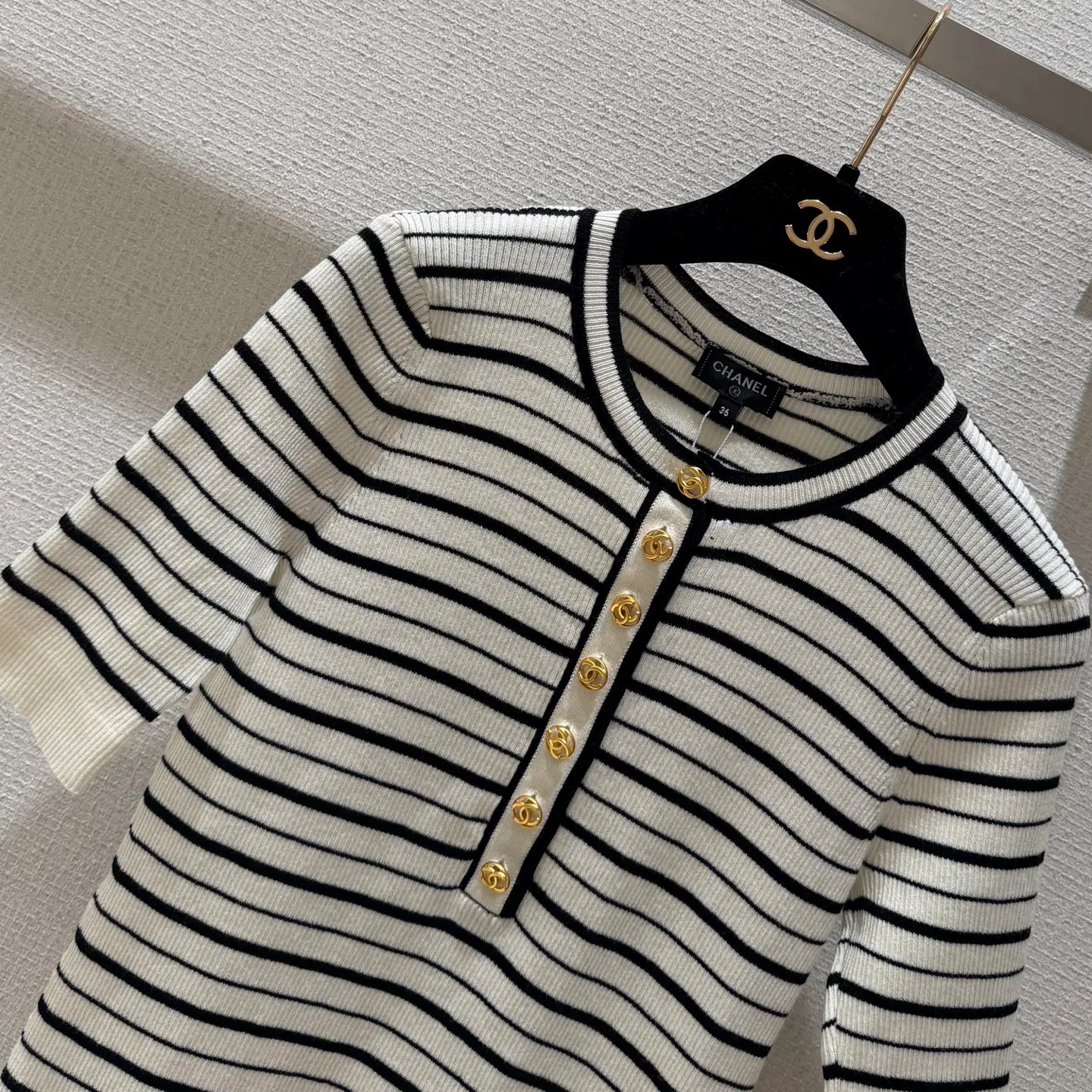 Джемперы И Свитеры Женские Chanel 17476725