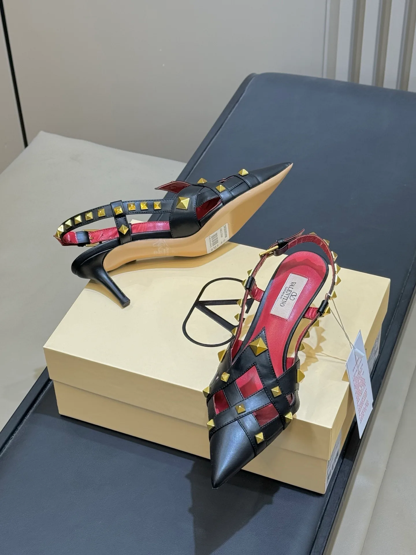 Босоножки Женские Valentino 1227790