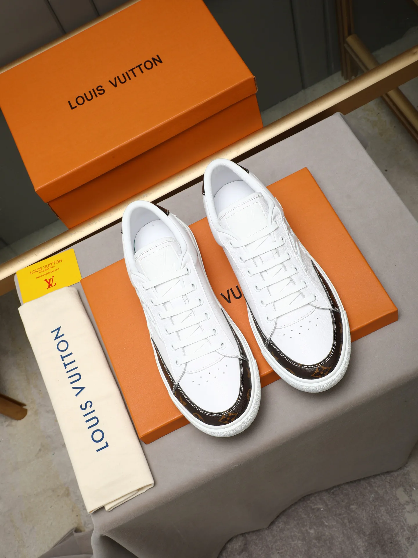 Кроссовки Мужские Louis Vuitton 12960046