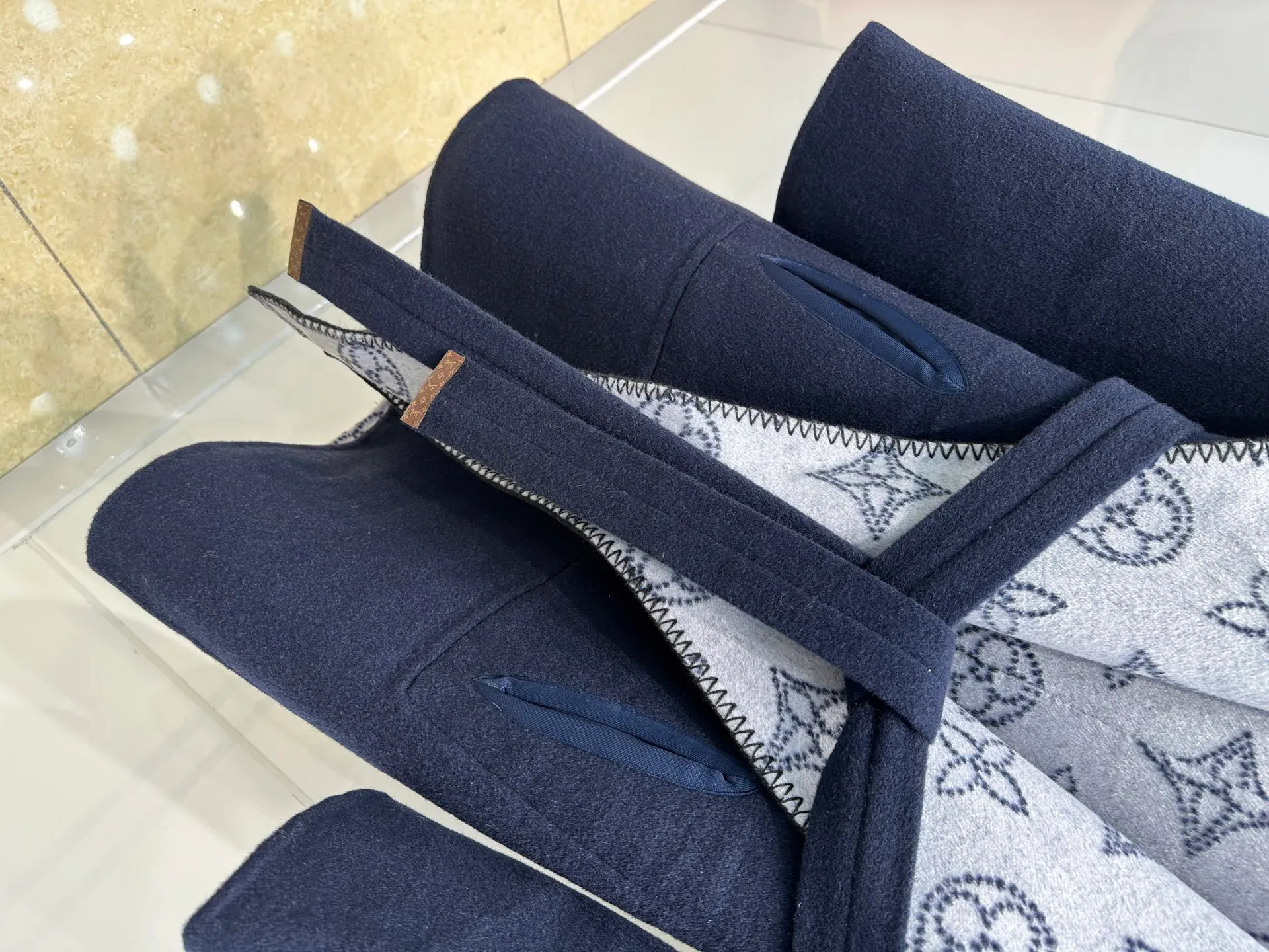 Пальто Женские Louis Vuitton 669776